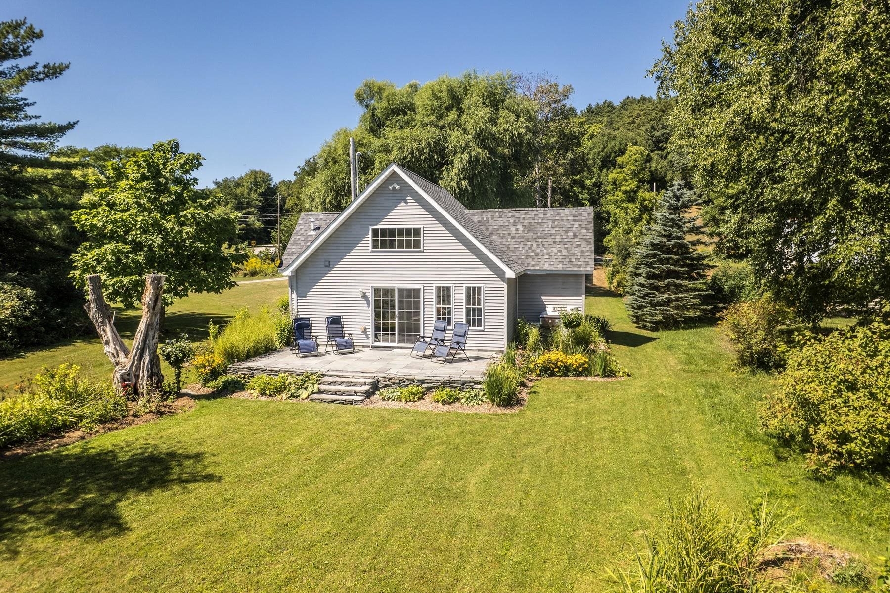 558 Burr Pond Road Property Photo 4