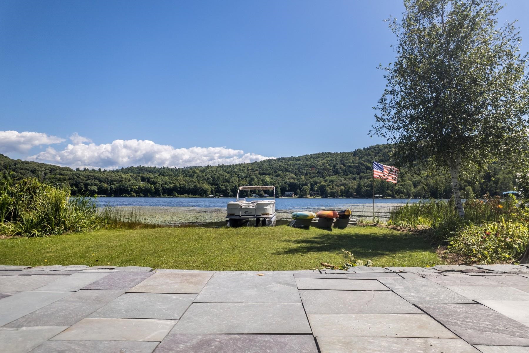558 Burr Pond Road Property Photo 6