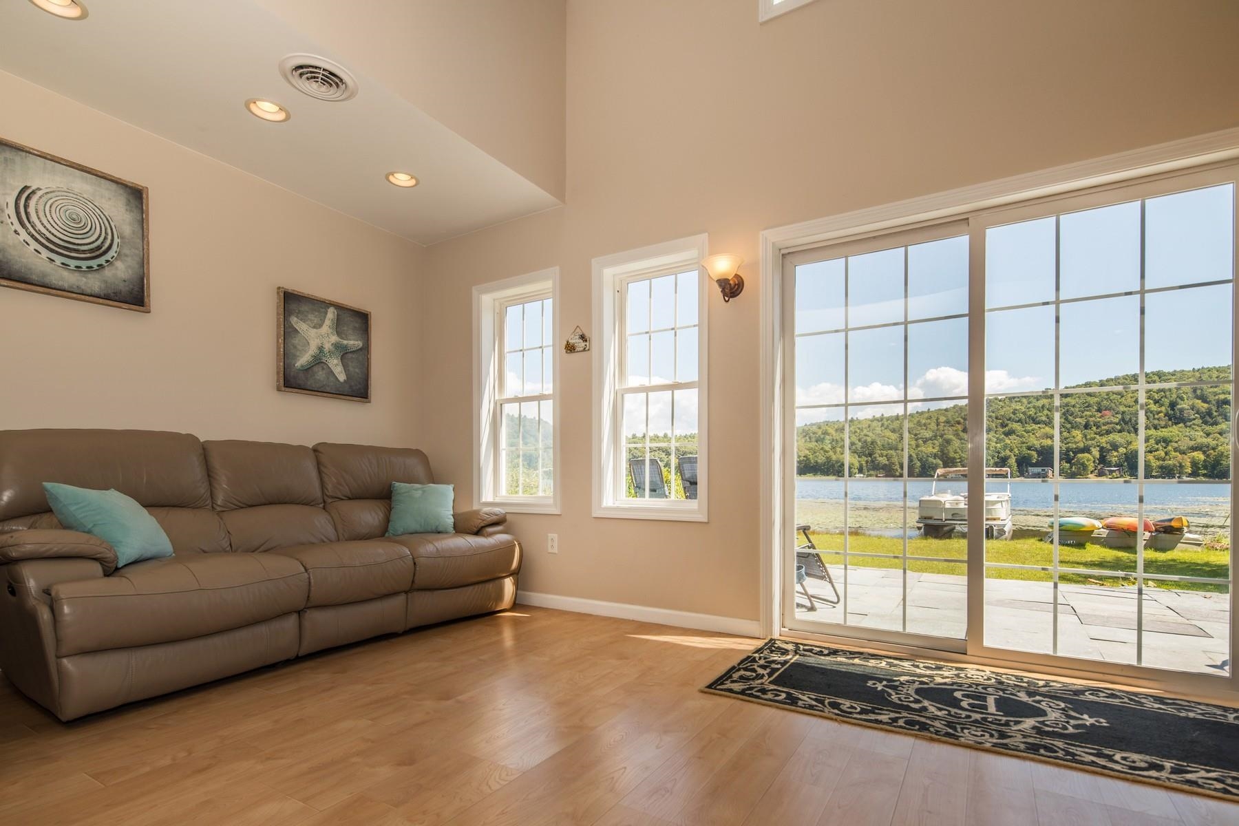 558 Burr Pond Road Property Photo 14