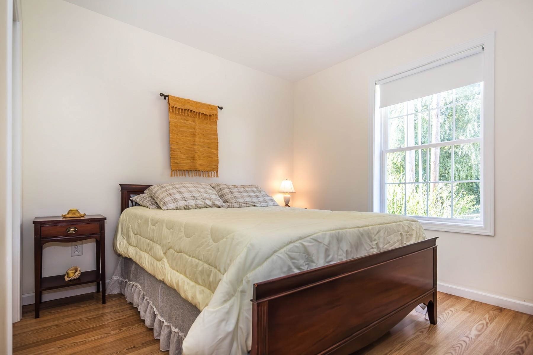 558 Burr Pond Road Property Photo 15