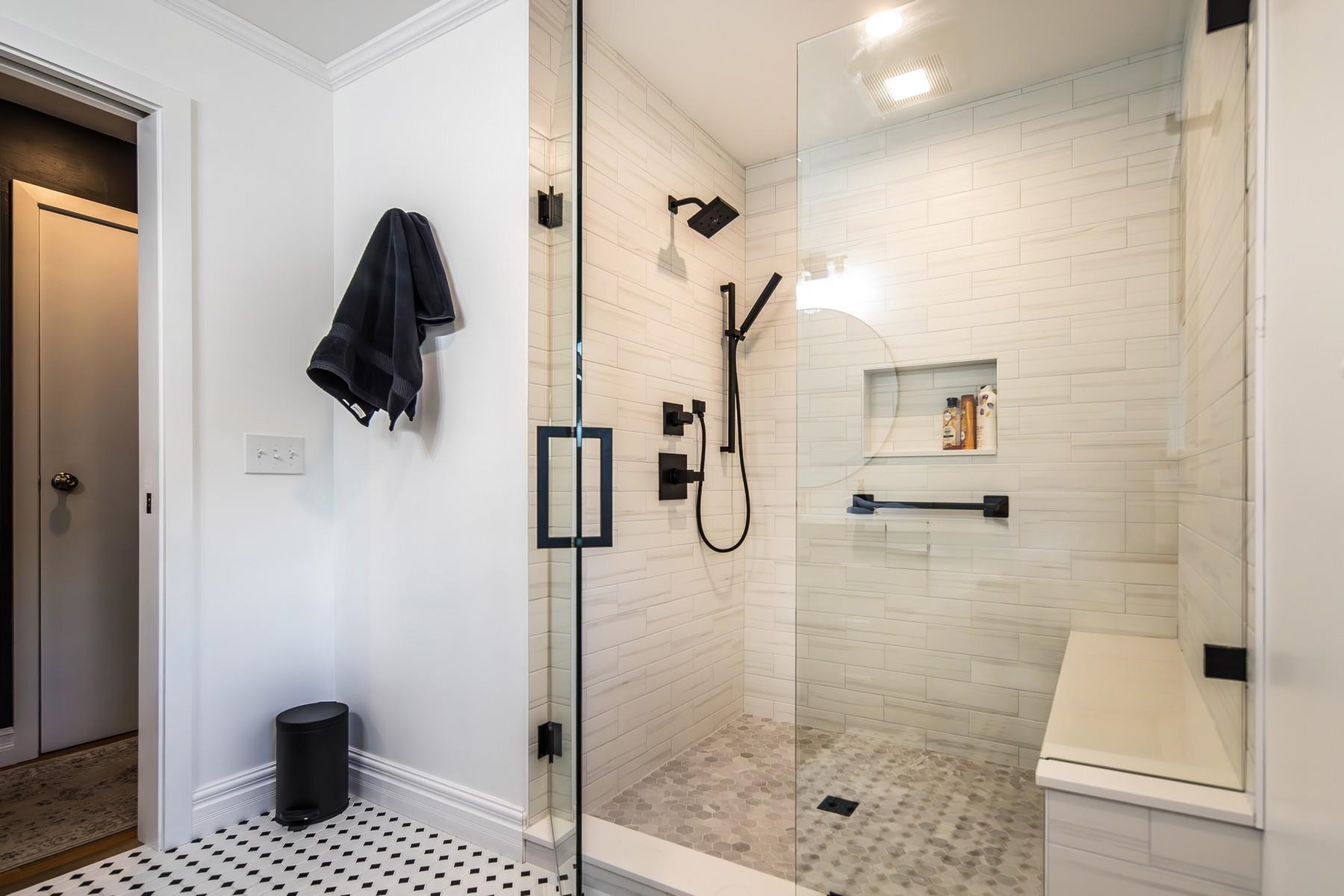 742 Rte 7b-central Property Photo 32