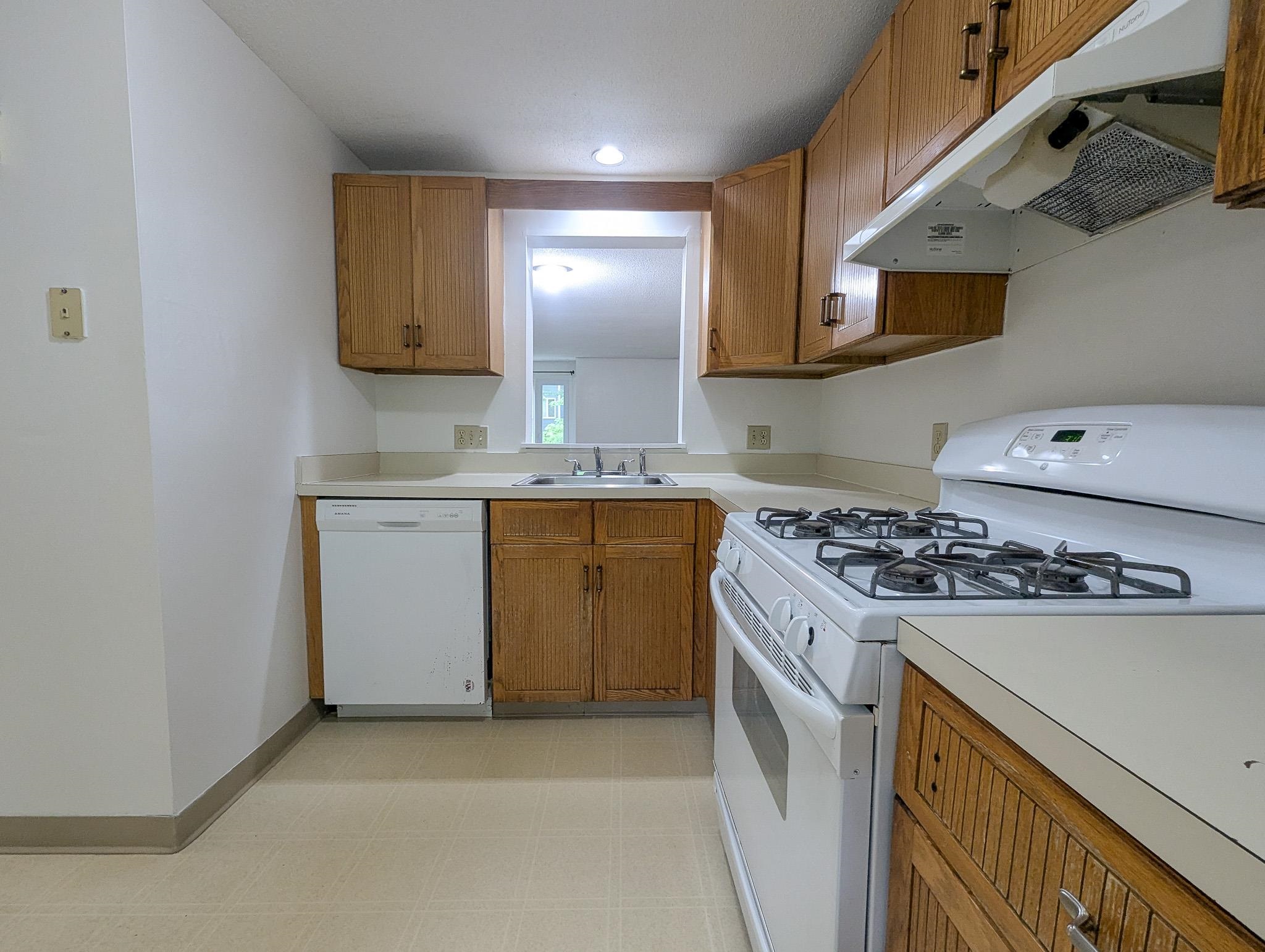 54 Merrimack Drive Property Photo 5