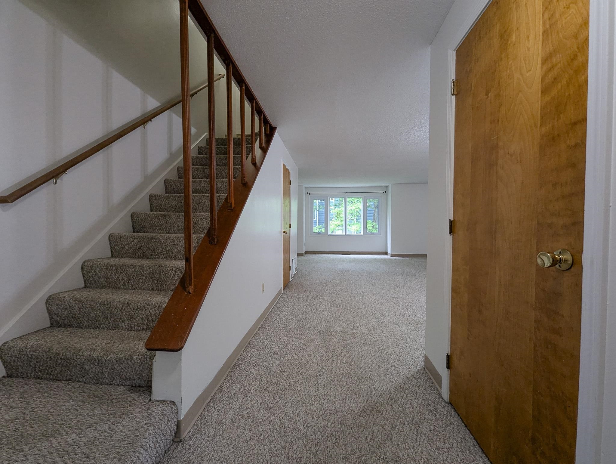 54 Merrimack Drive Property Photo 12