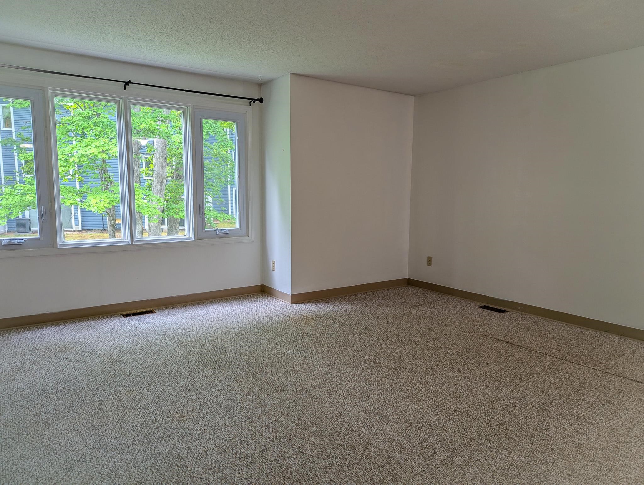 54 Merrimack Drive Property Photo 16