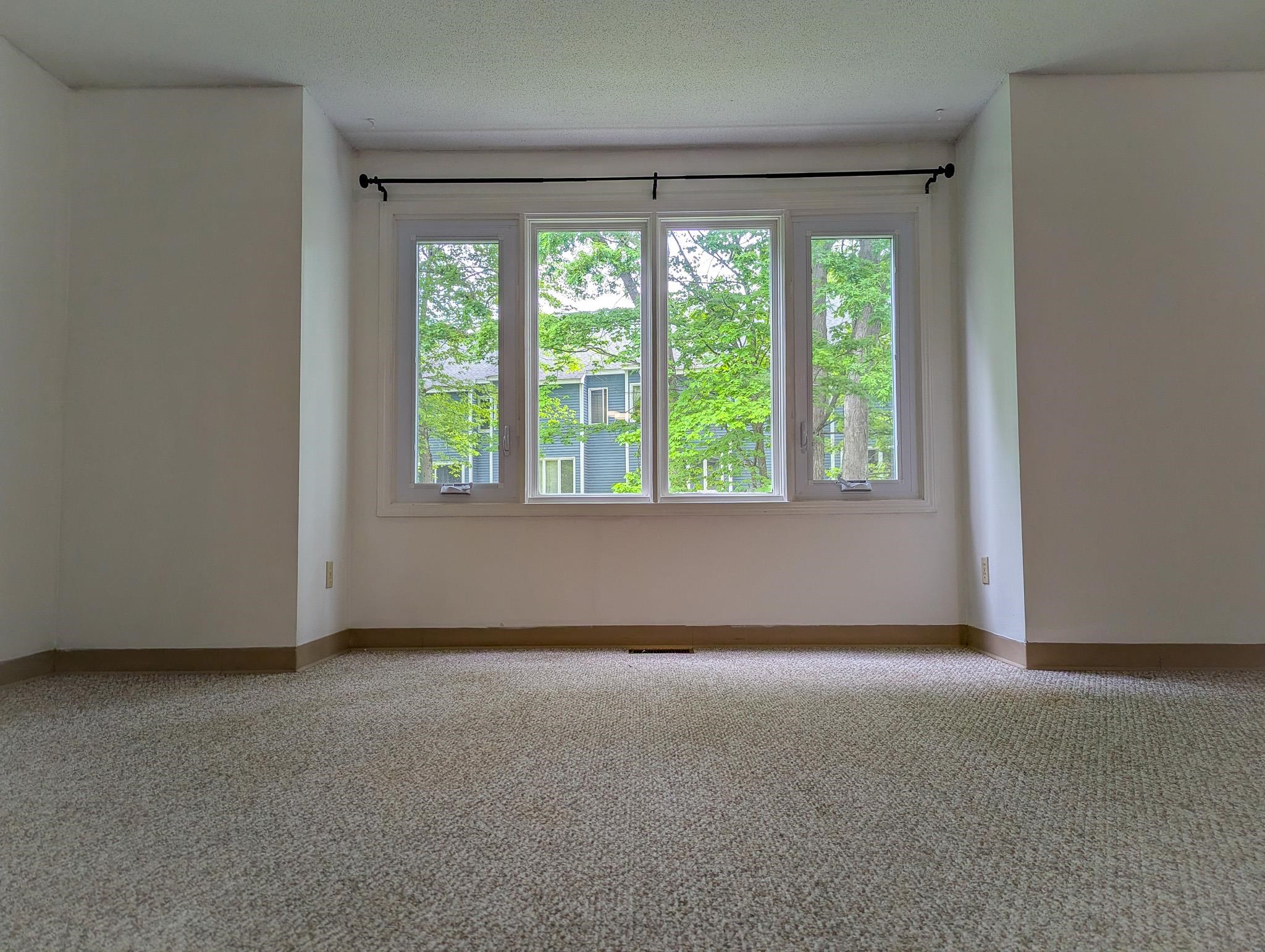 54 Merrimack Drive Property Photo 18