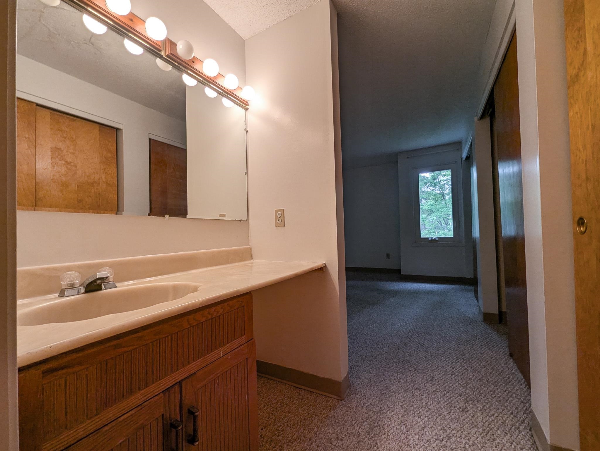 54 Merrimack Drive Property Photo 27