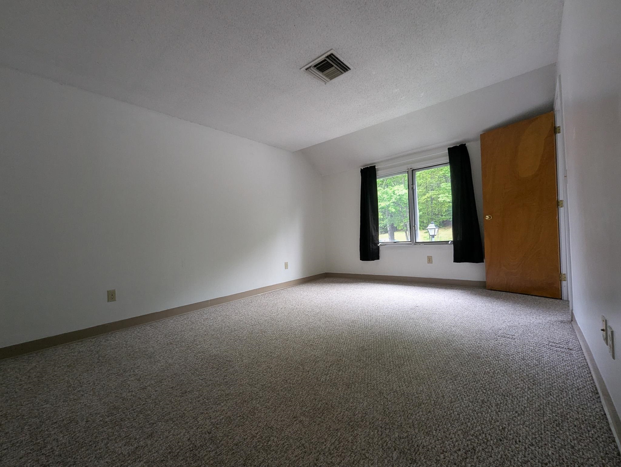 54 Merrimack Drive Property Photo 33