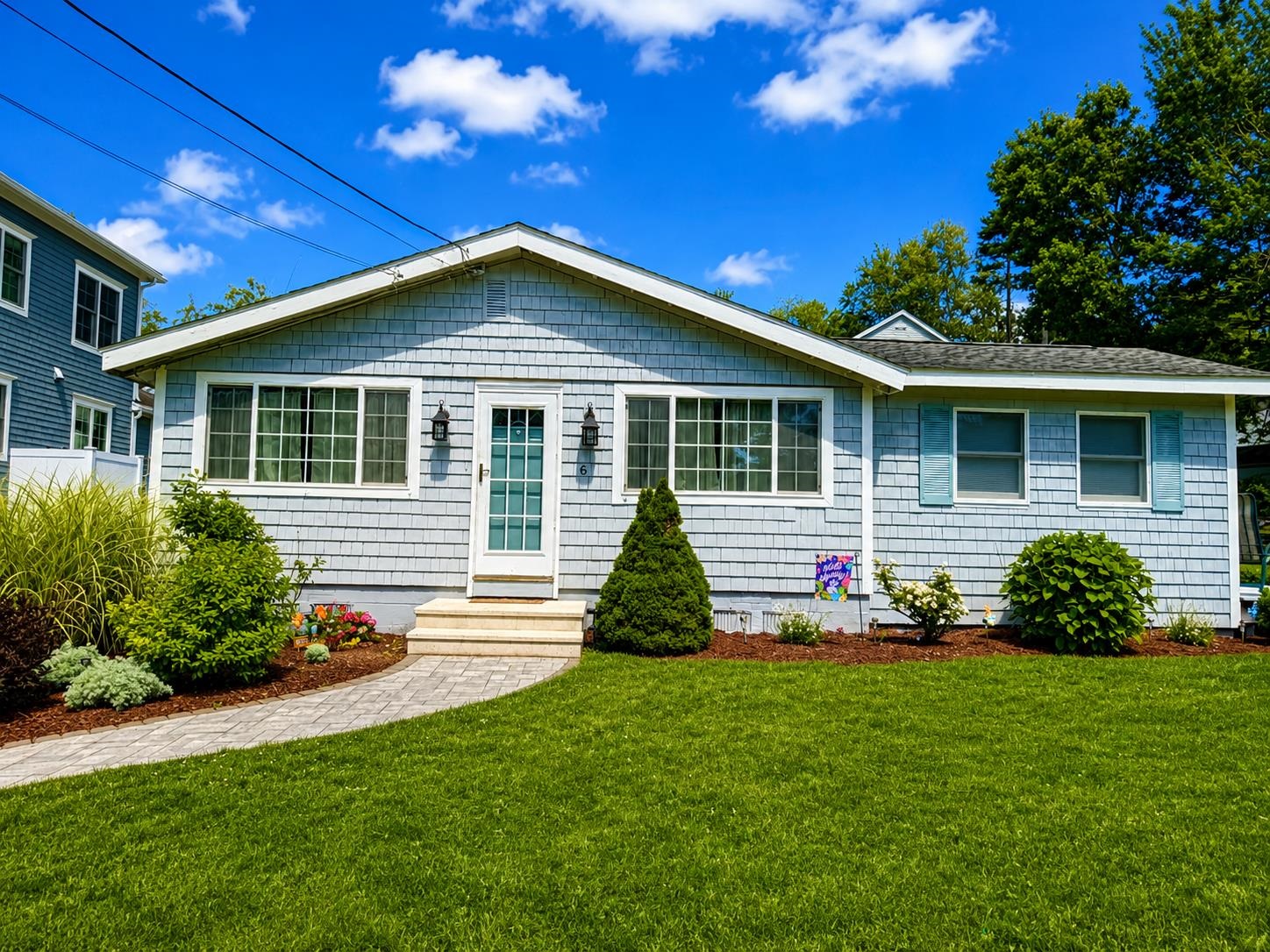 6 Willow Lane Property Photo 2