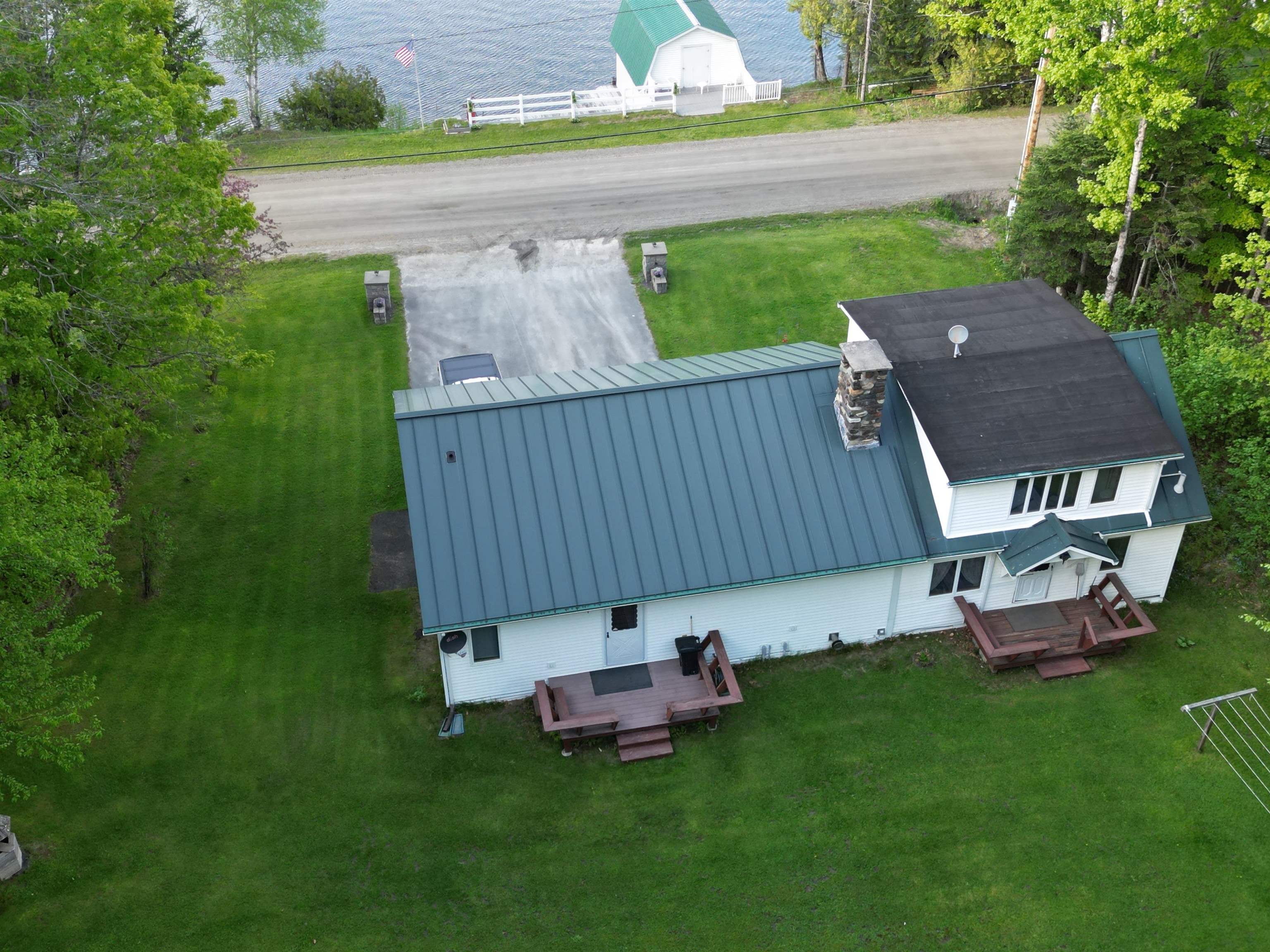 1921 Shadow Lake Road Property Photo 4
