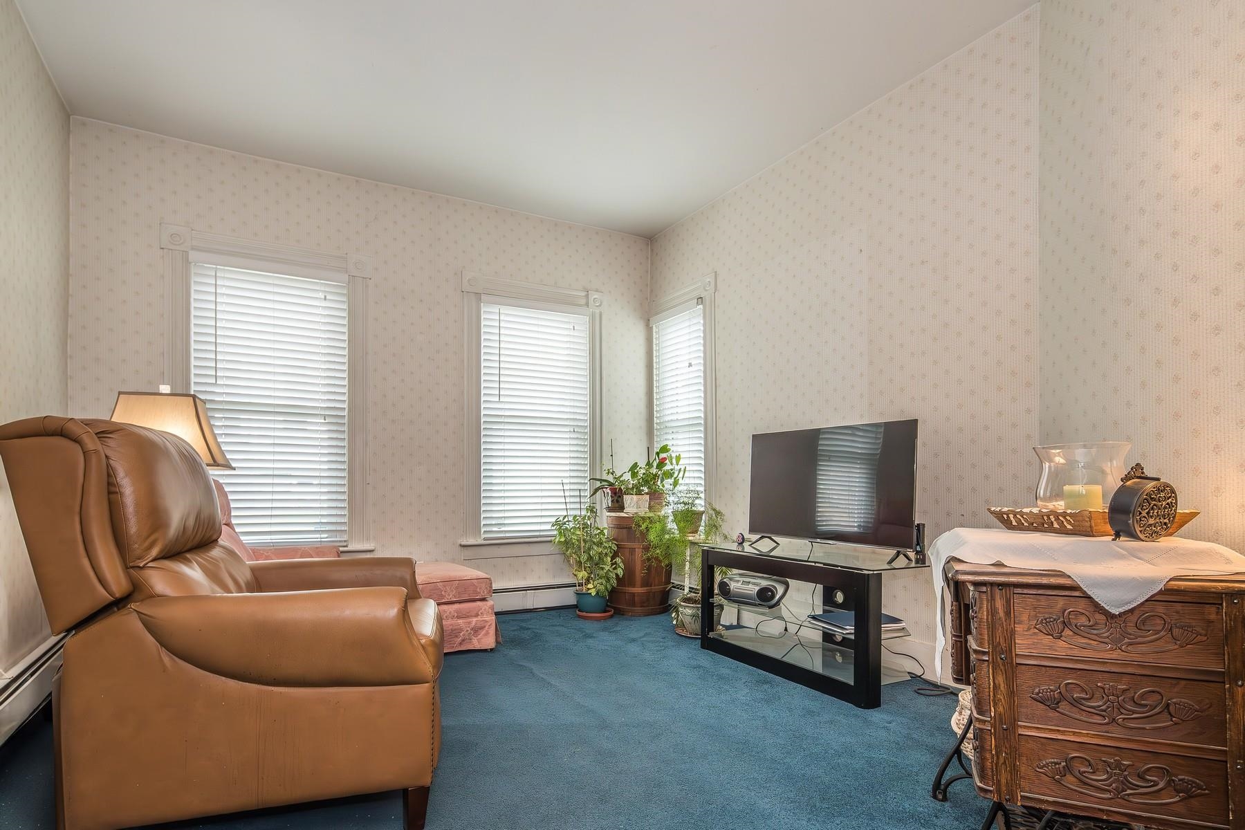 13 Kendall Avenue Property Photo 14