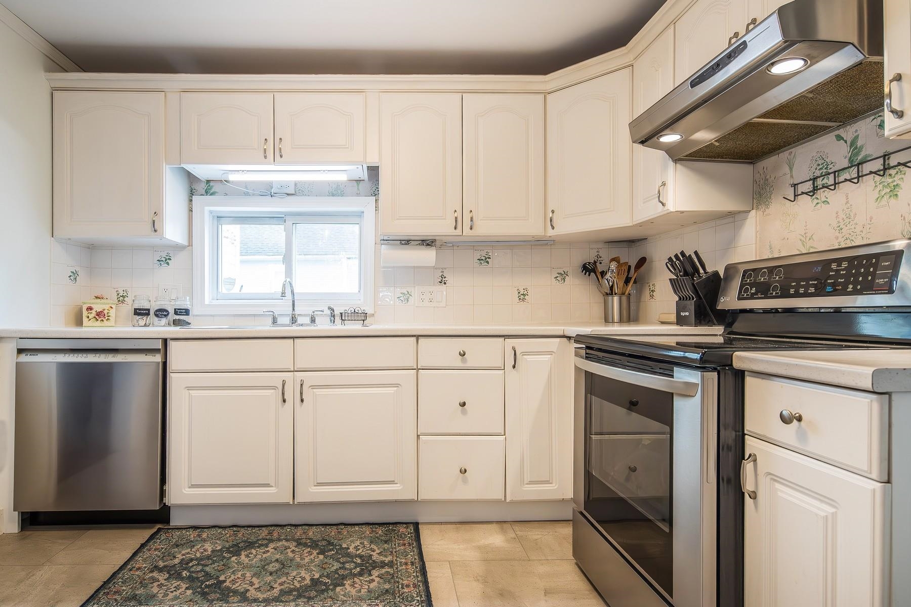 13 Kendall Avenue Property Photo 17