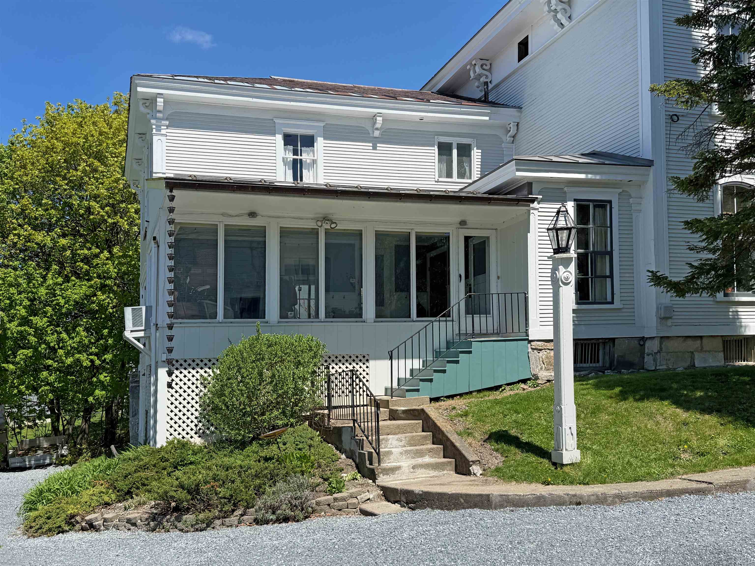 72 Main Street Property Photo 3