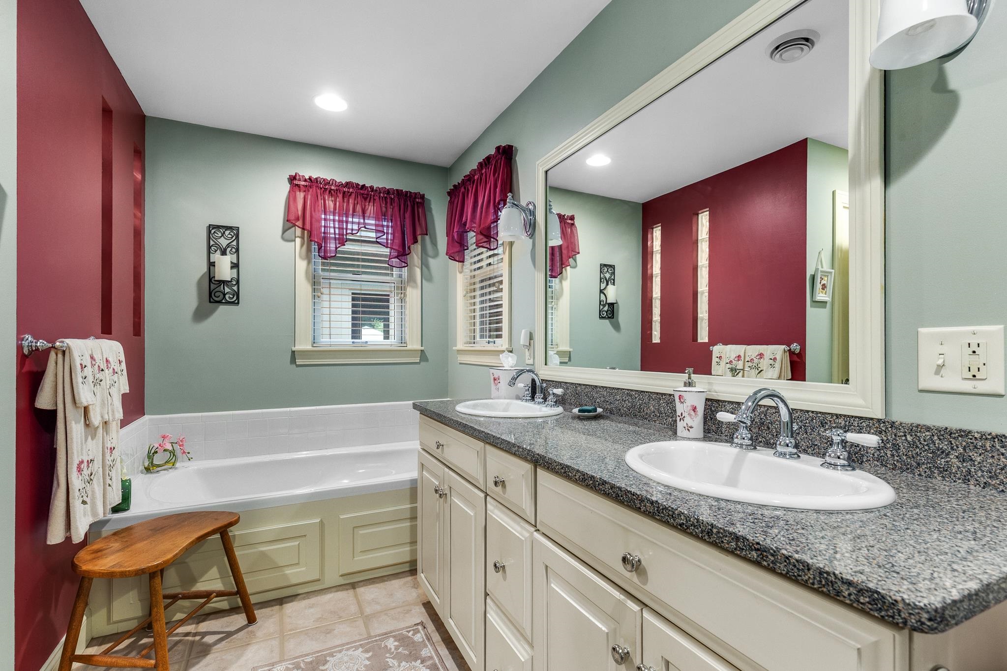 91 Bombadil Path Property Photo 20