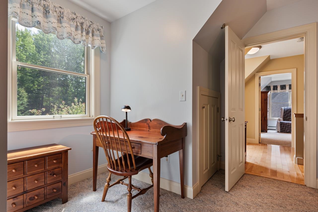 91 Bombadil Path Property Photo 32