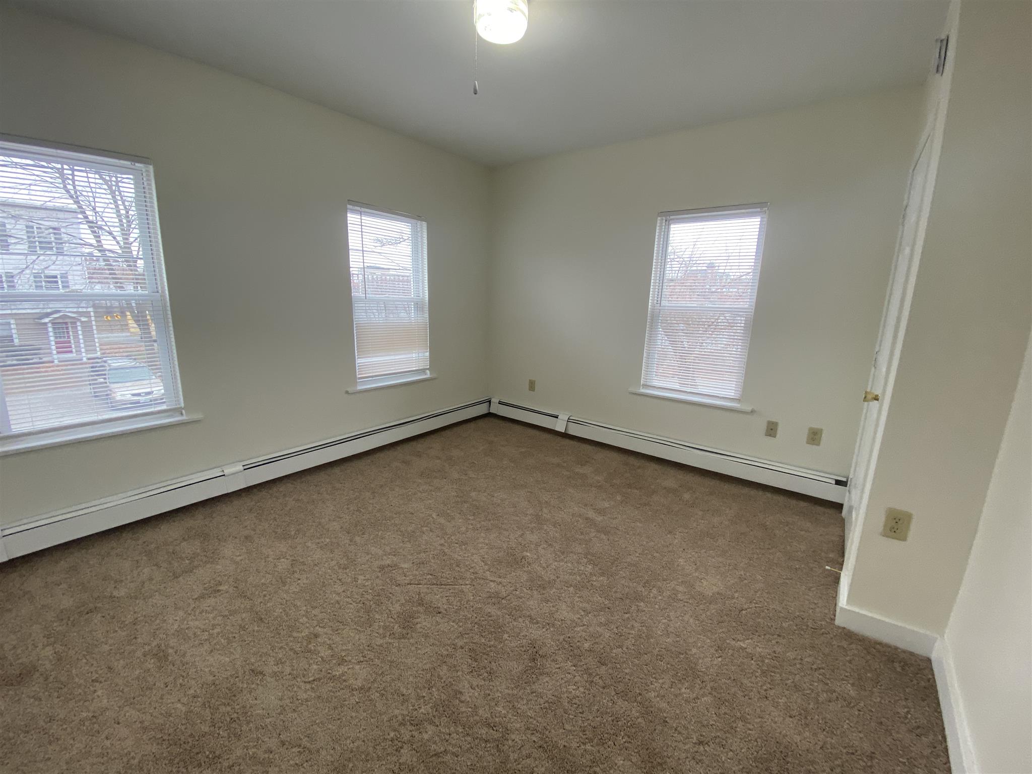 22 Ferry Street Property Photo 34