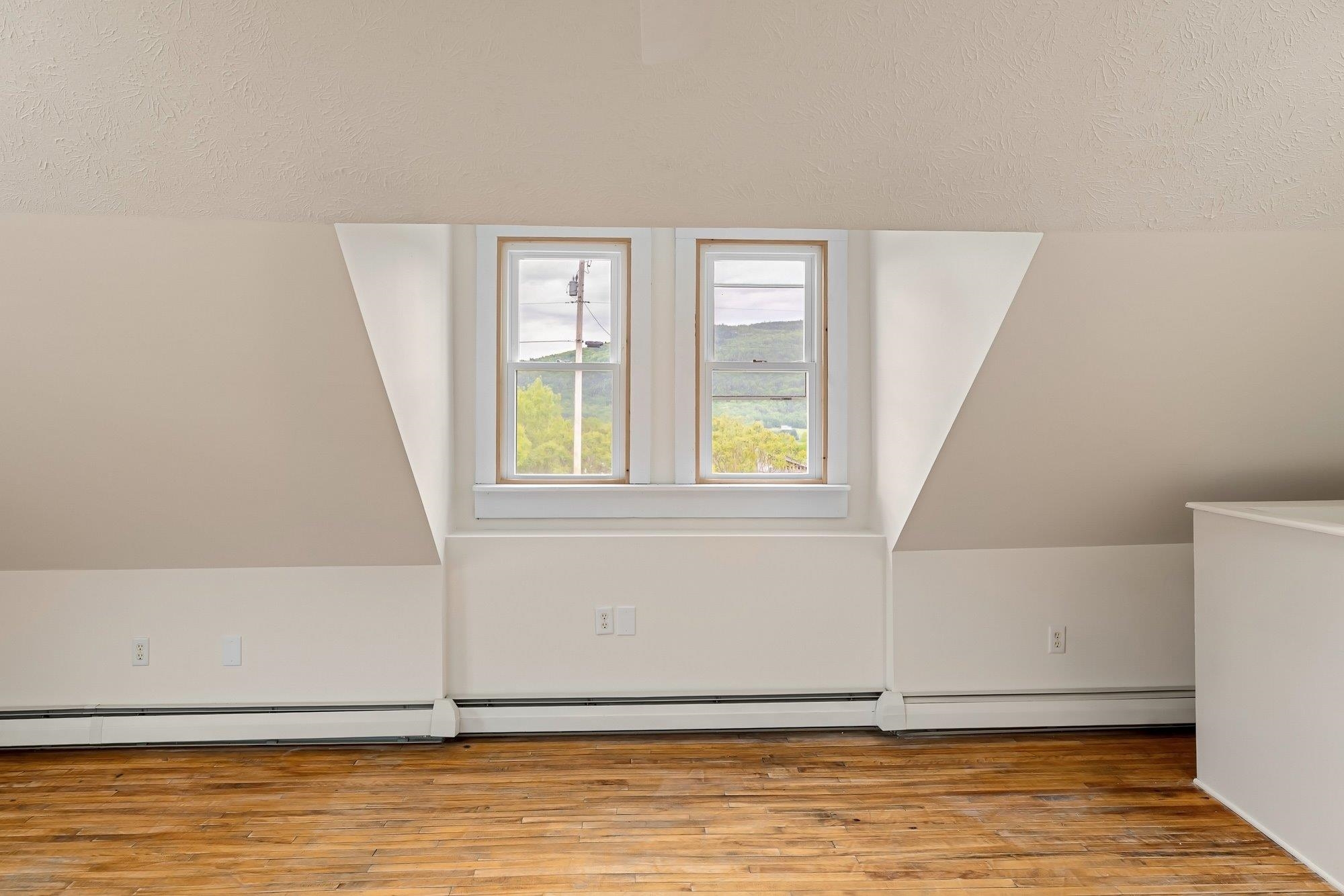 654 Bristol Road Property Photo 13