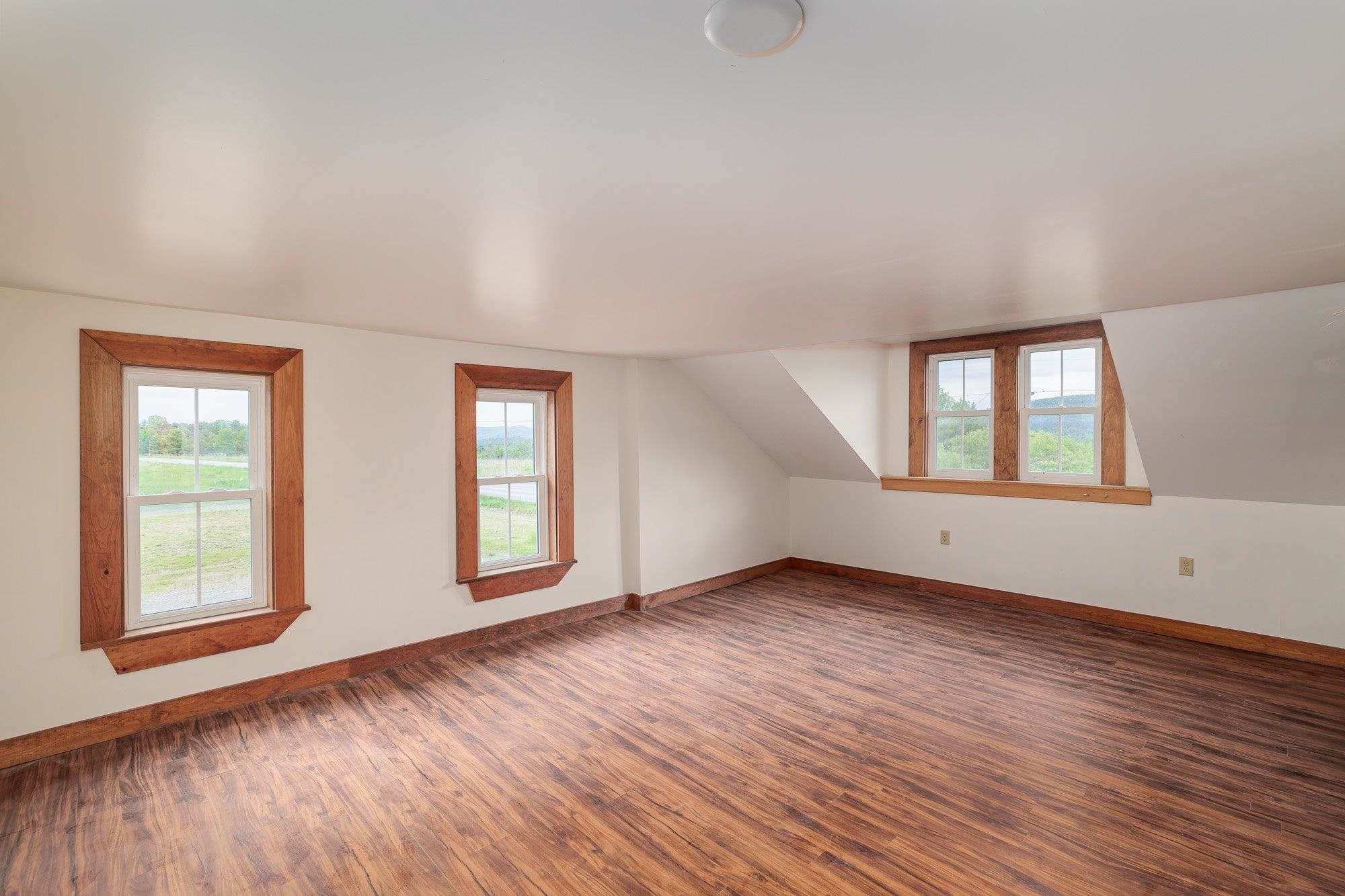 654 Bristol Road Property Photo 26