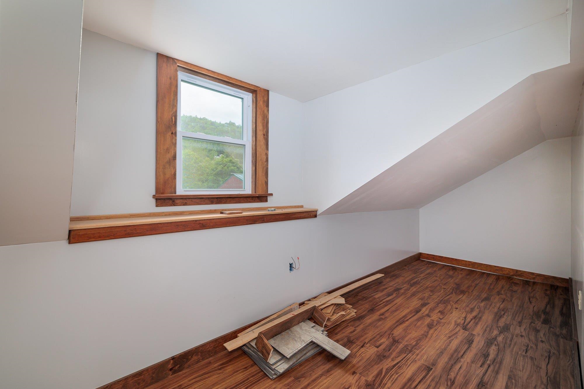 654 Bristol Road Property Photo 28