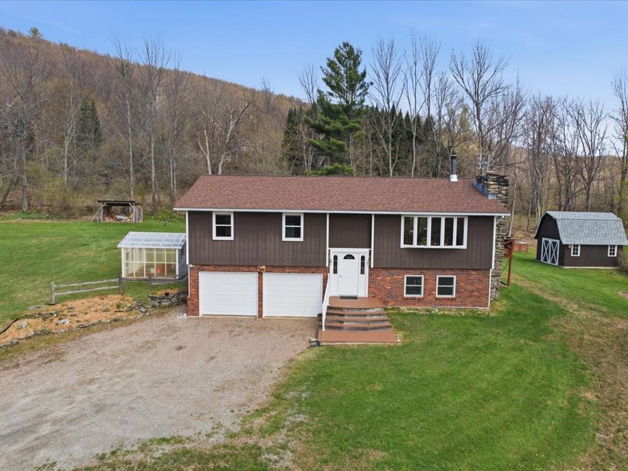12 Briar Patch Lane Property Photo 2