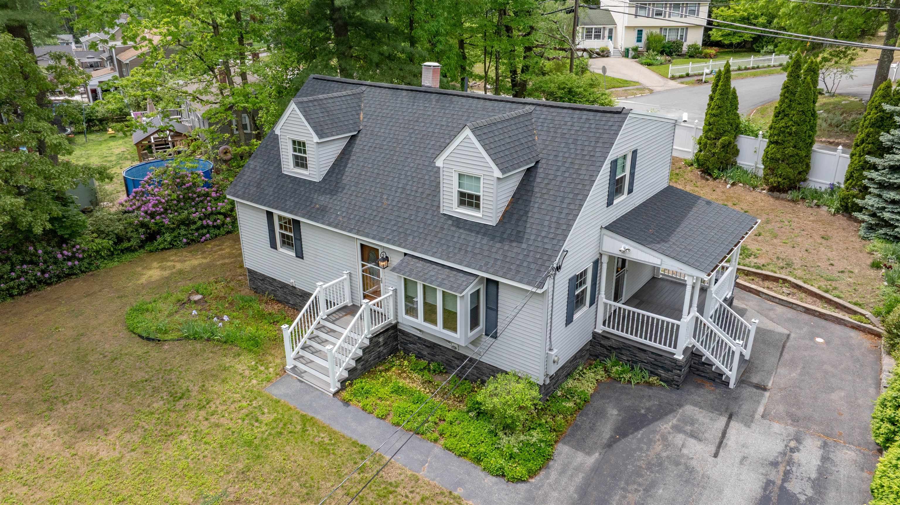 192 Searles Road Property Photo 1