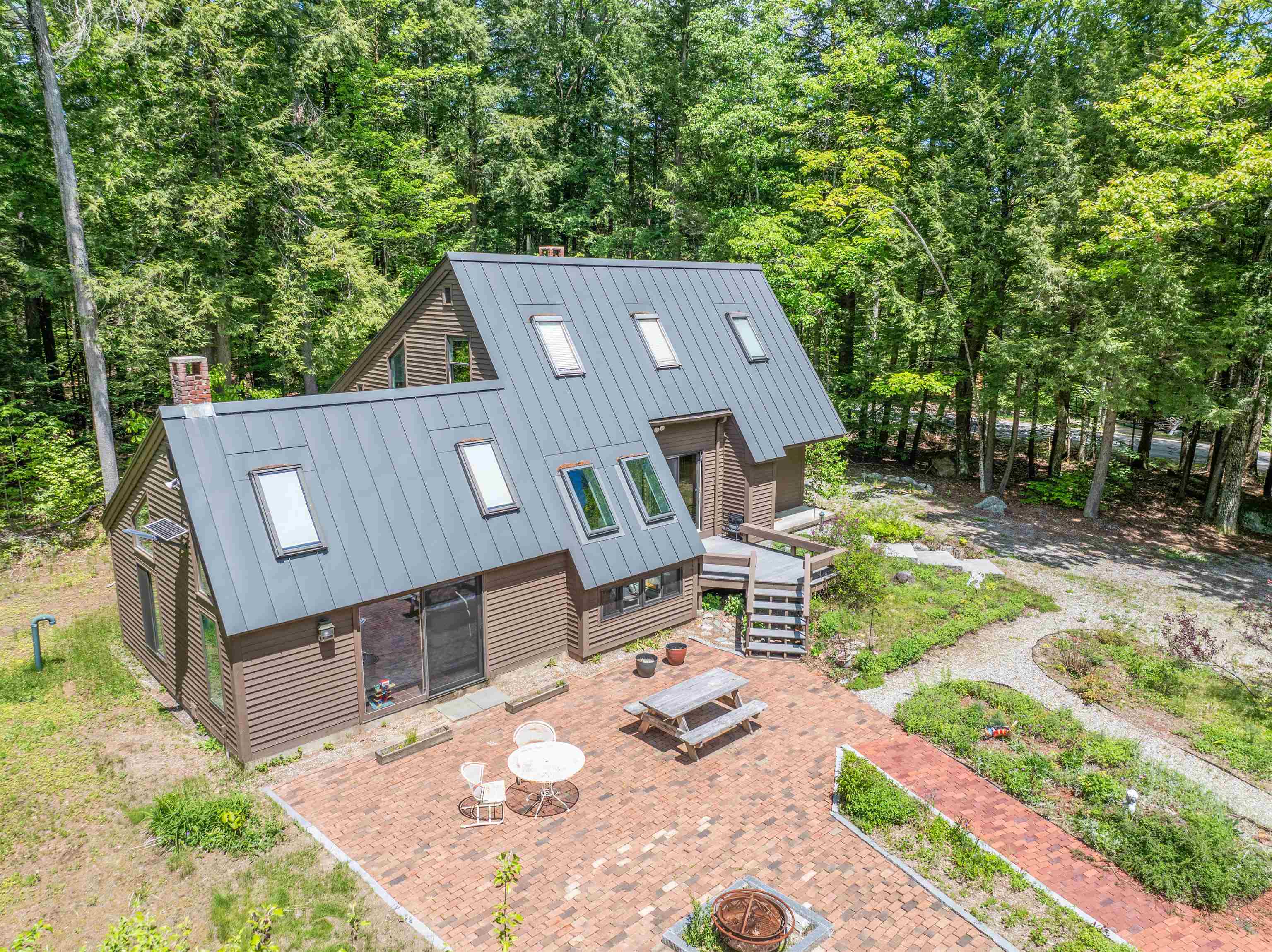47 Forest Pond Road Property Photo 1