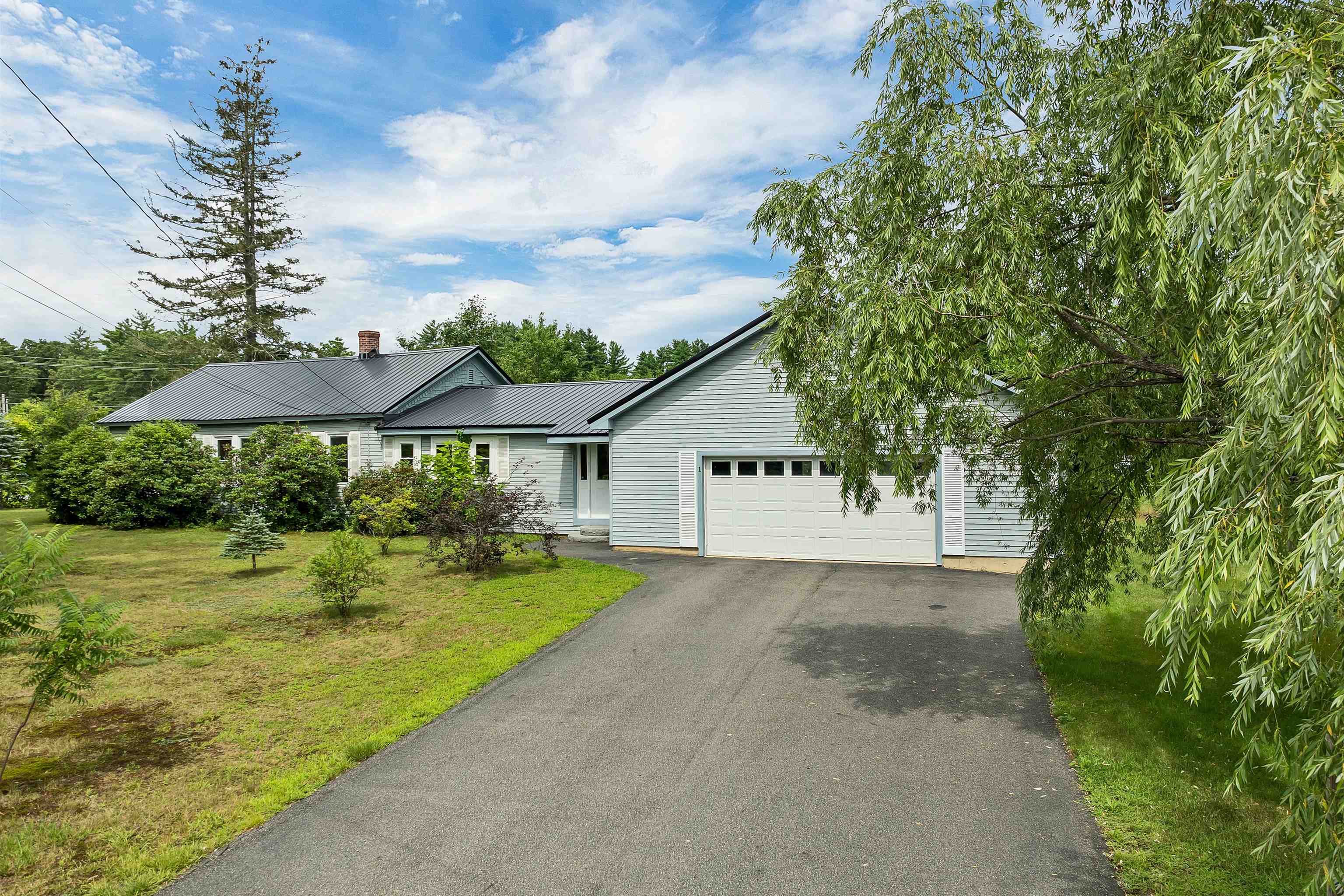 1 Circle Drive Property Photo 1