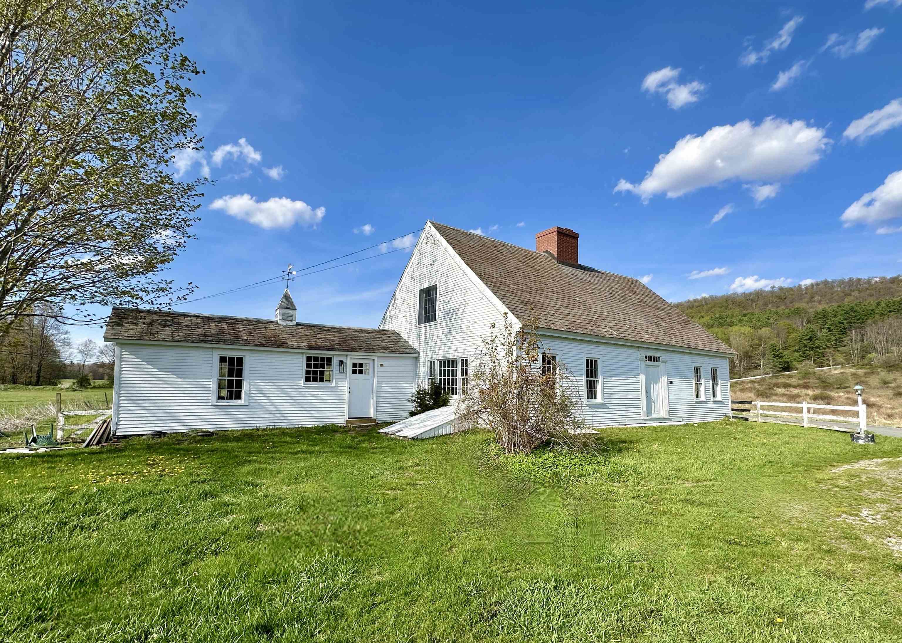 1037 Kelley Hill Road Property Photo 3