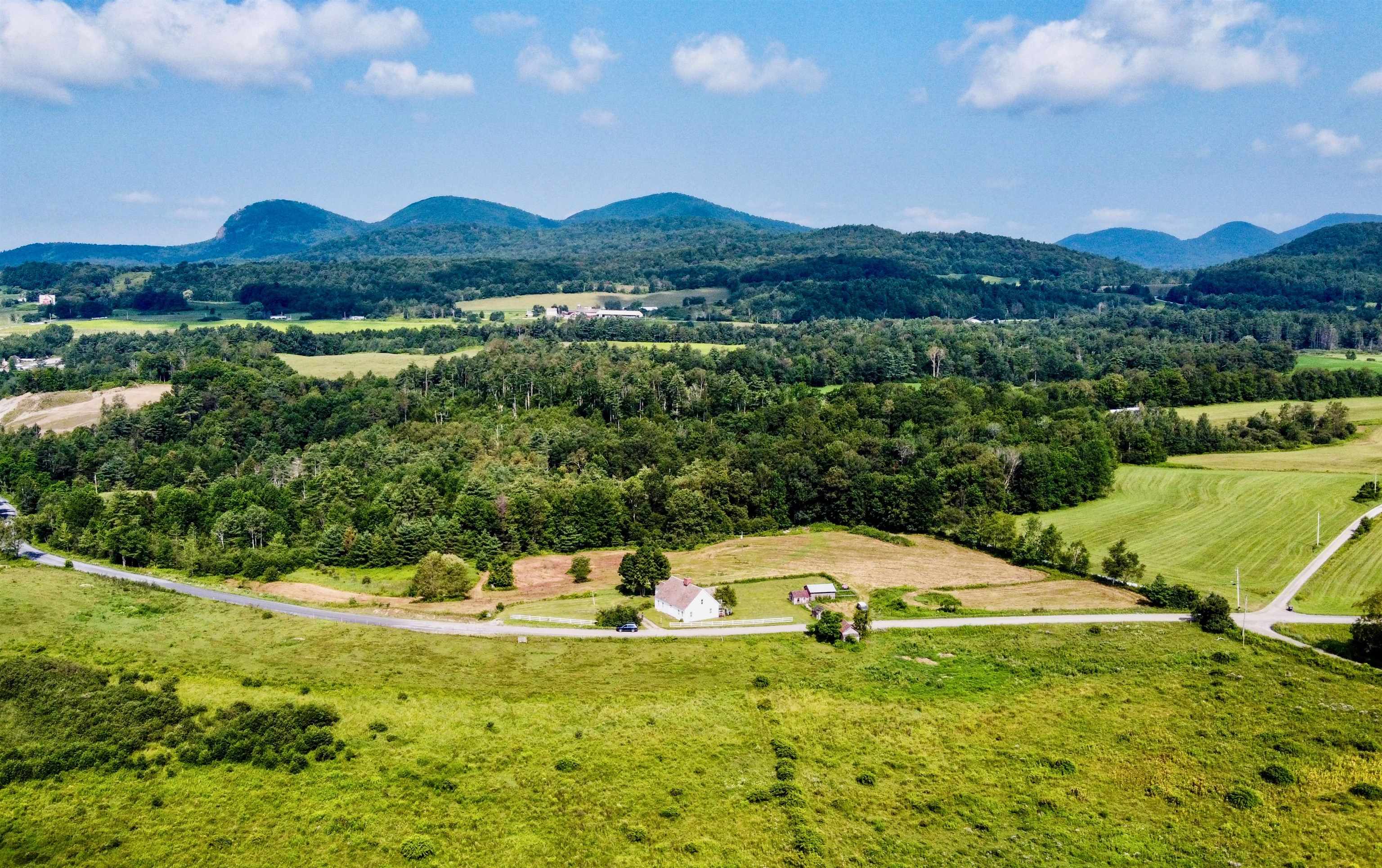 1037 Kelley Hill Road Property Photo 4