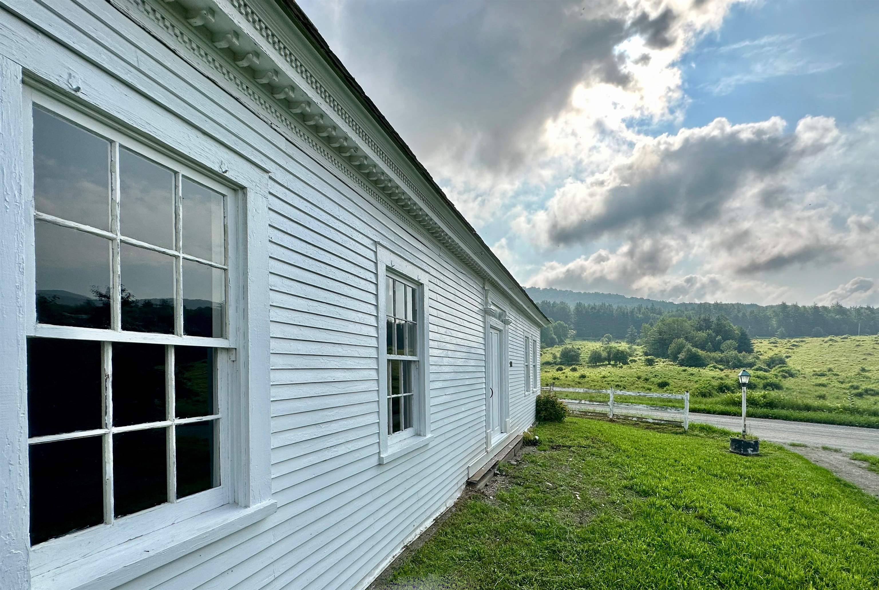 1037 Kelley Hill Road Property Photo 11