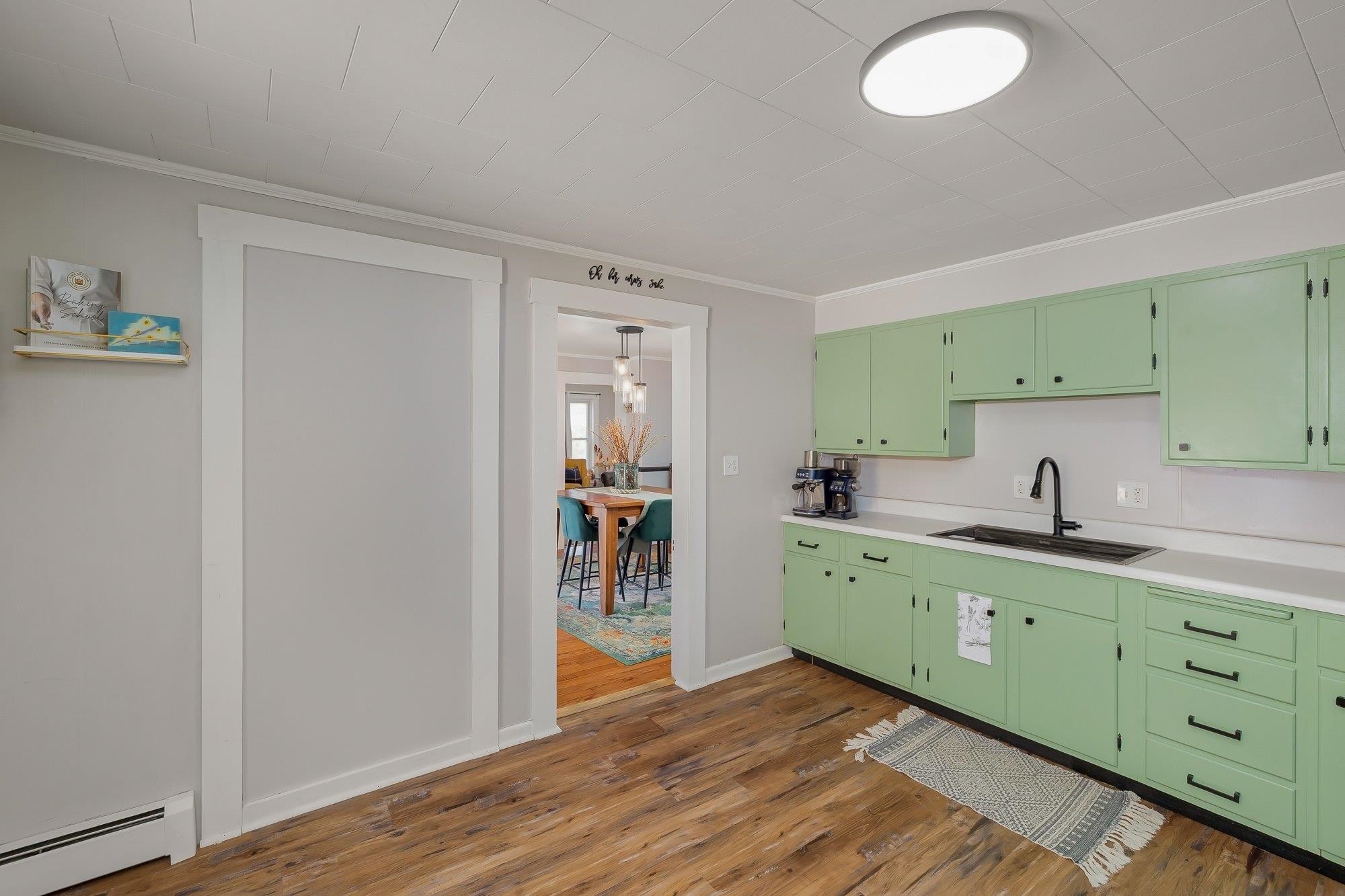 6 Weston Street Property Photo 8