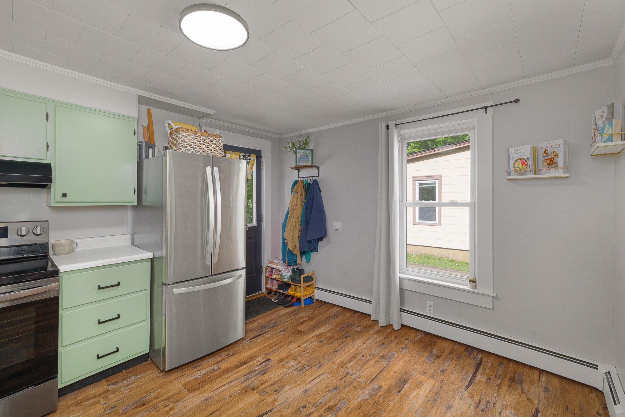 6 Weston Street Property Photo 9