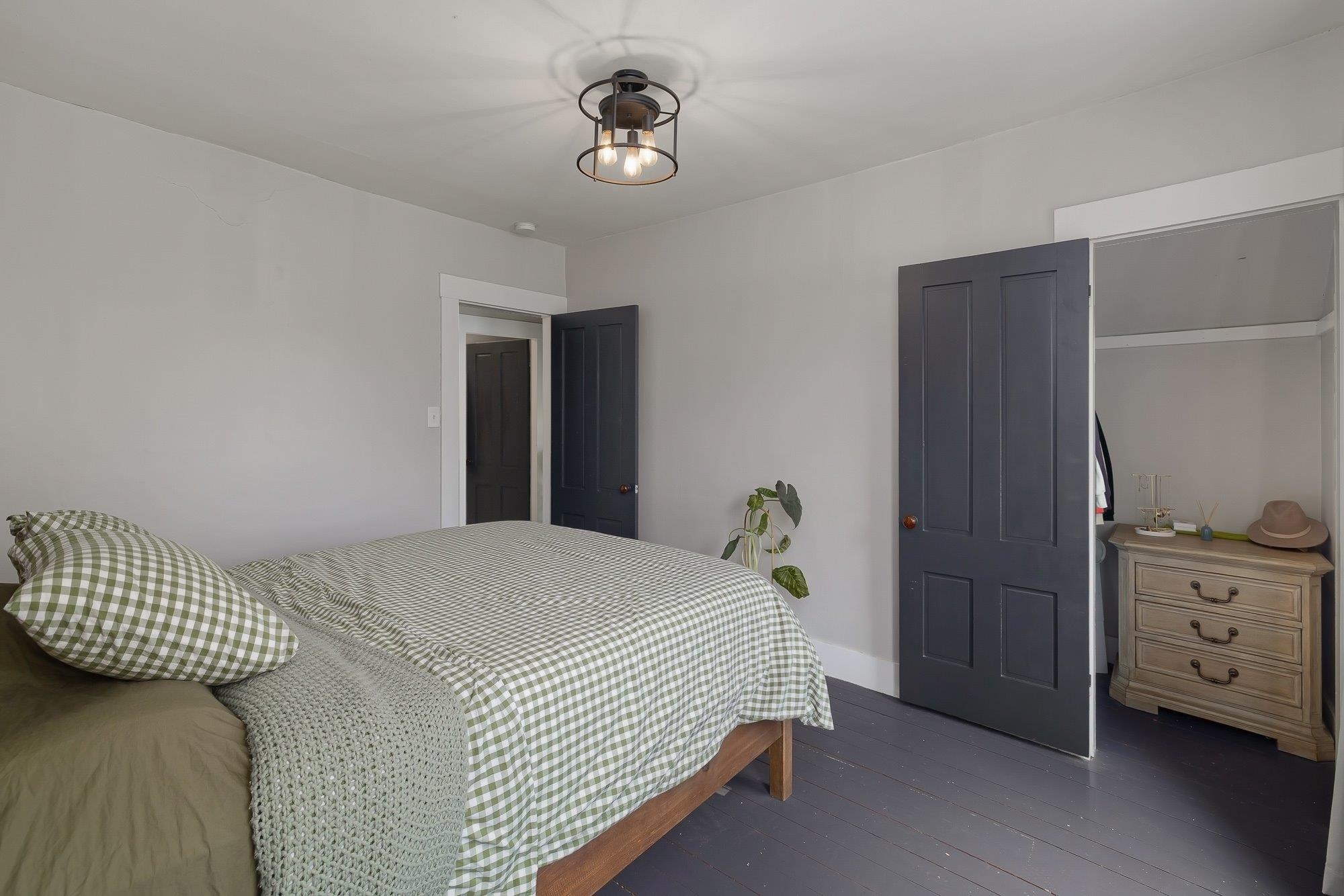 6 Weston Street Property Photo 20