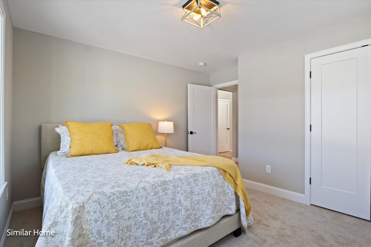 36 Edgewater Drive Property Photo 17