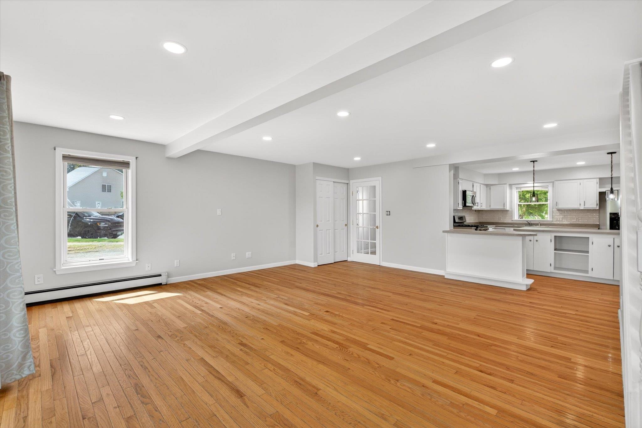 33 Acorn Street Property Photo 16