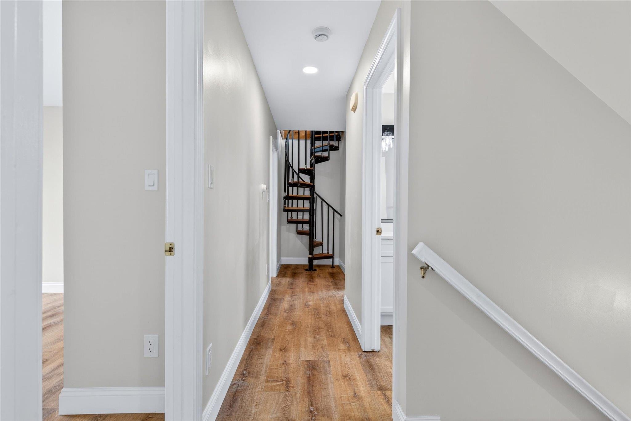 33 Acorn Street Property Photo 25