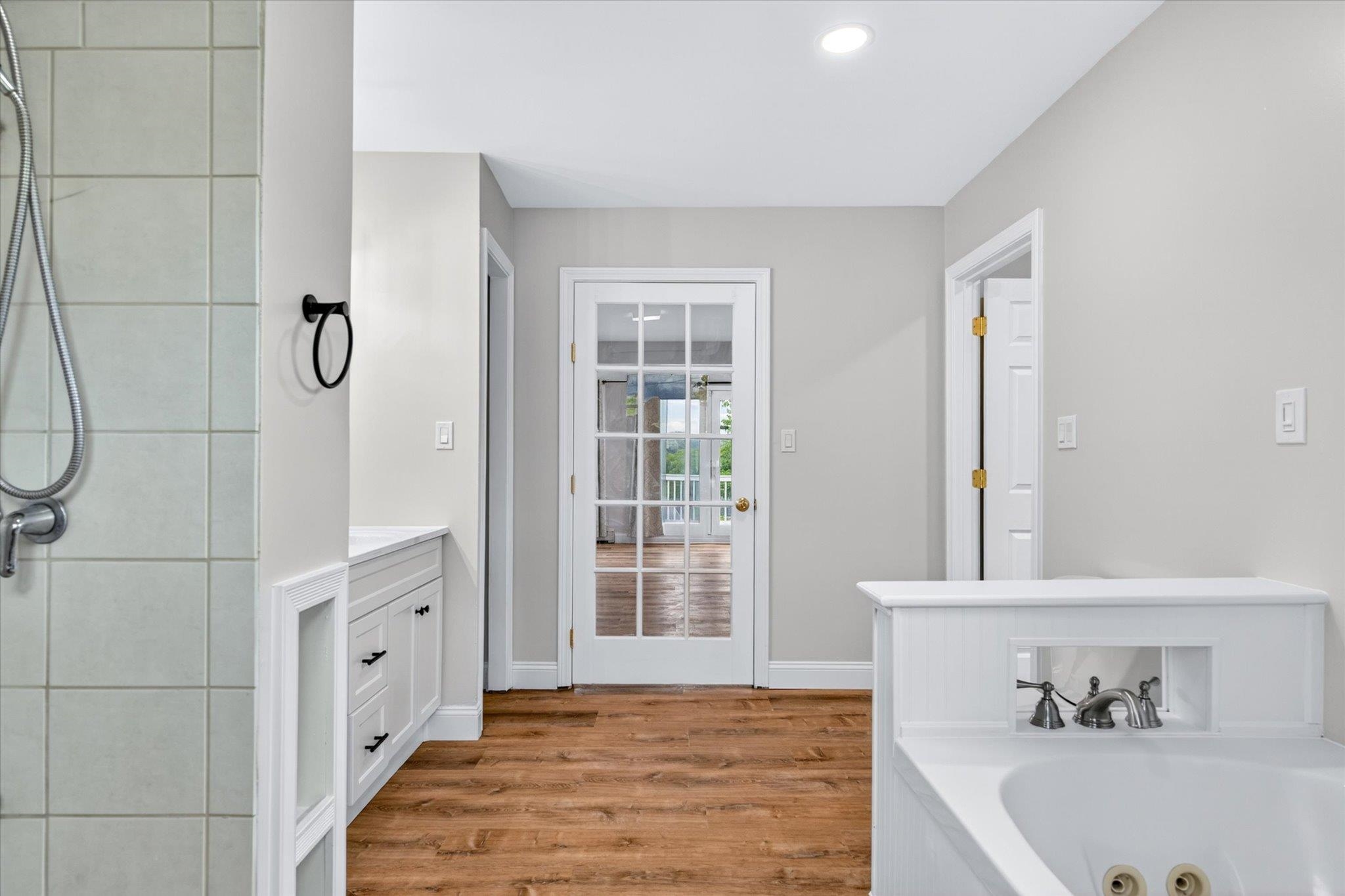 33 Acorn Street Property Photo 40