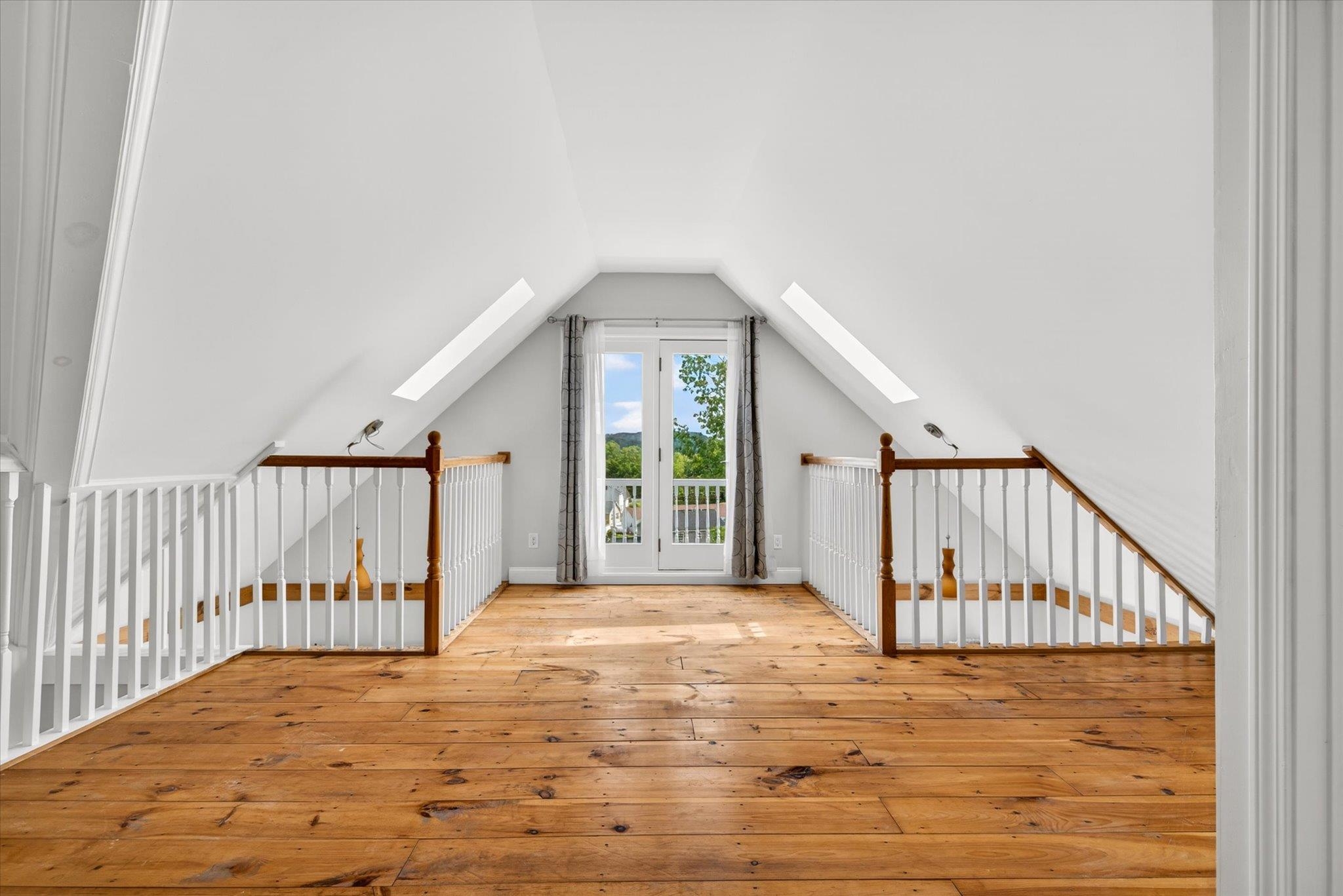 33 Acorn Street Property Photo 43