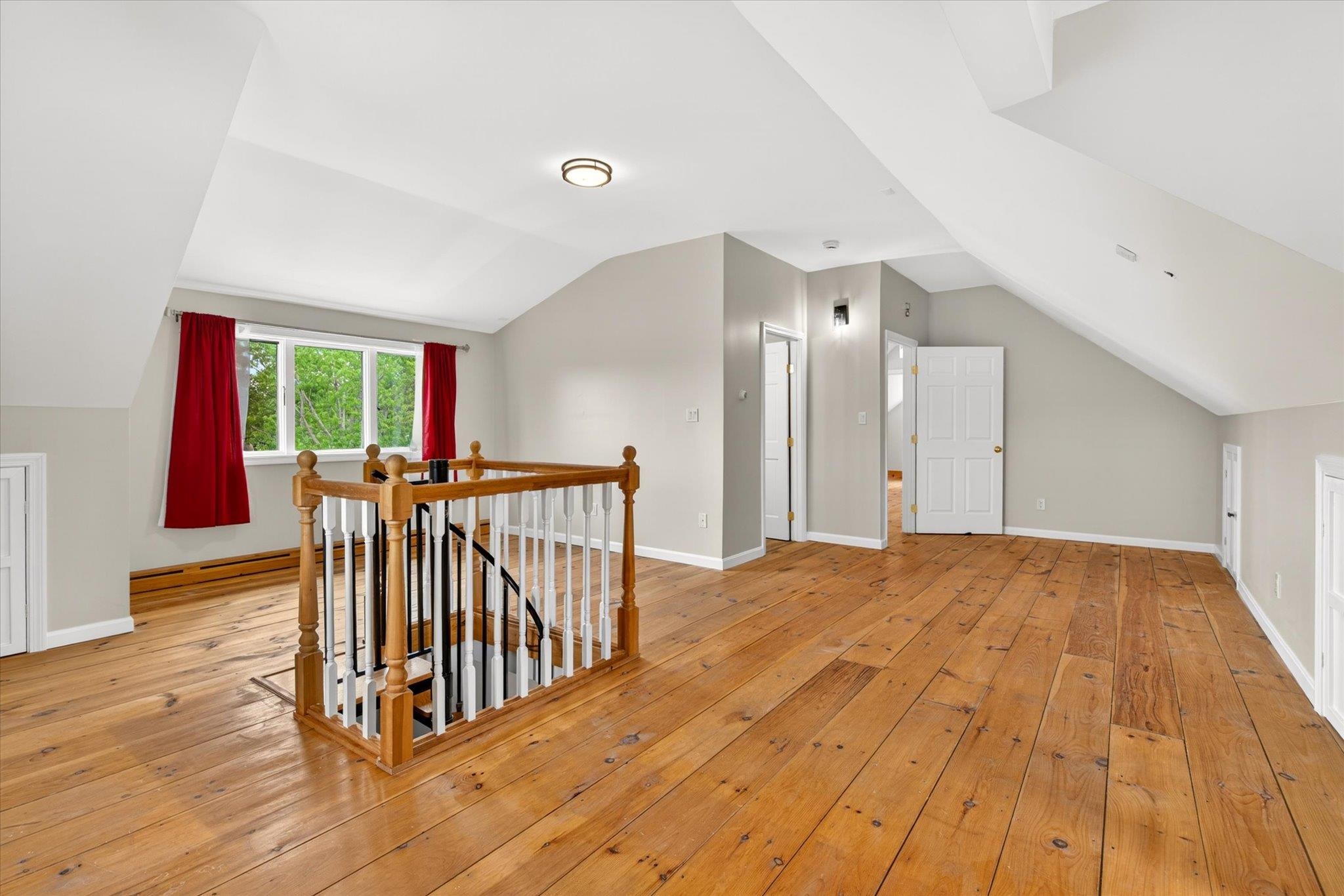 33 Acorn Street Property Photo 51