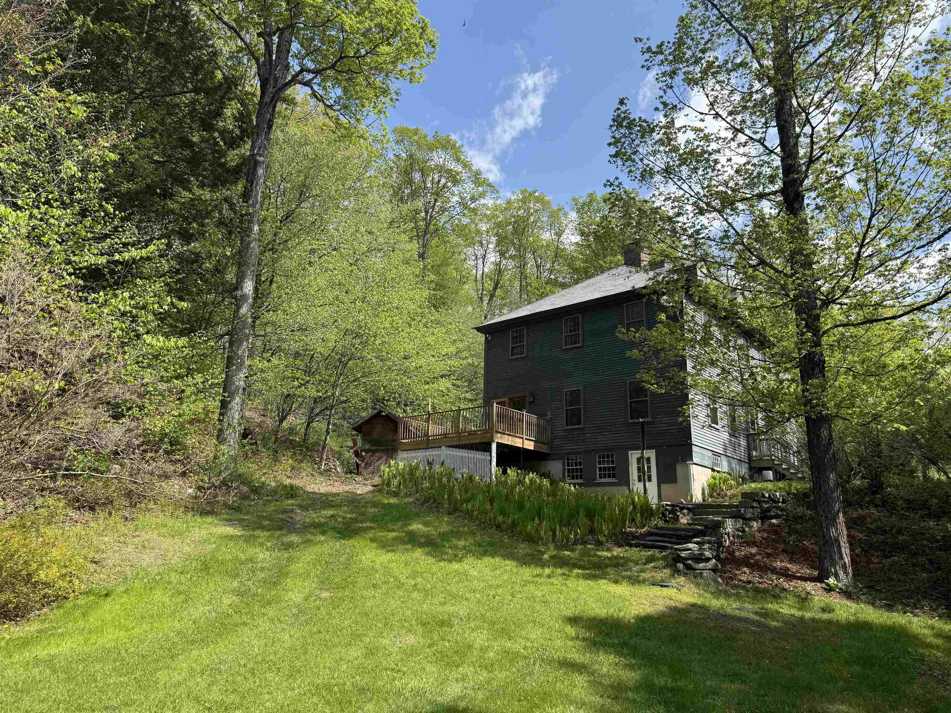 800 Hubbard Hill Property Photo 8