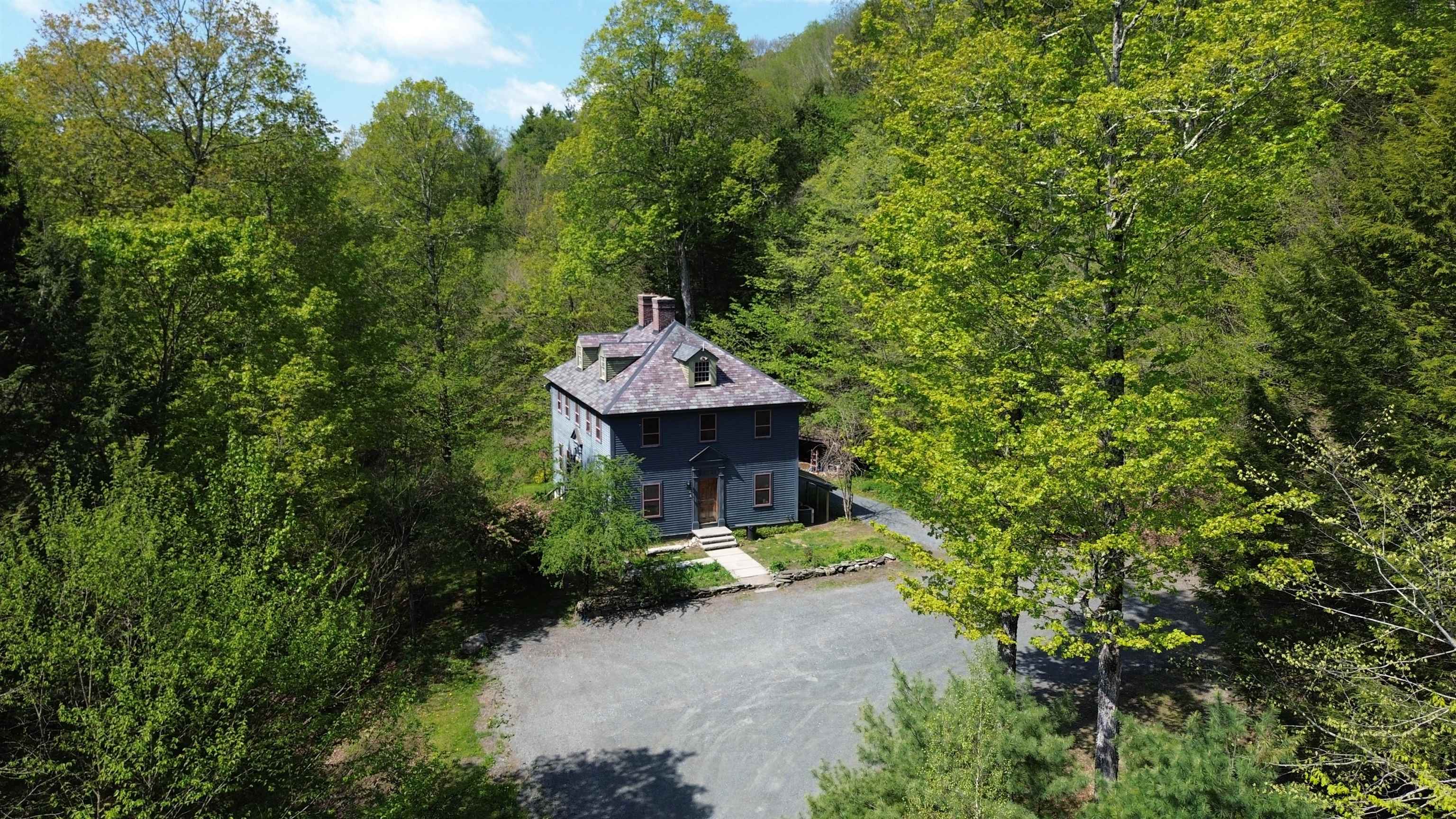 800 Hubbard Hill Property Photo 13