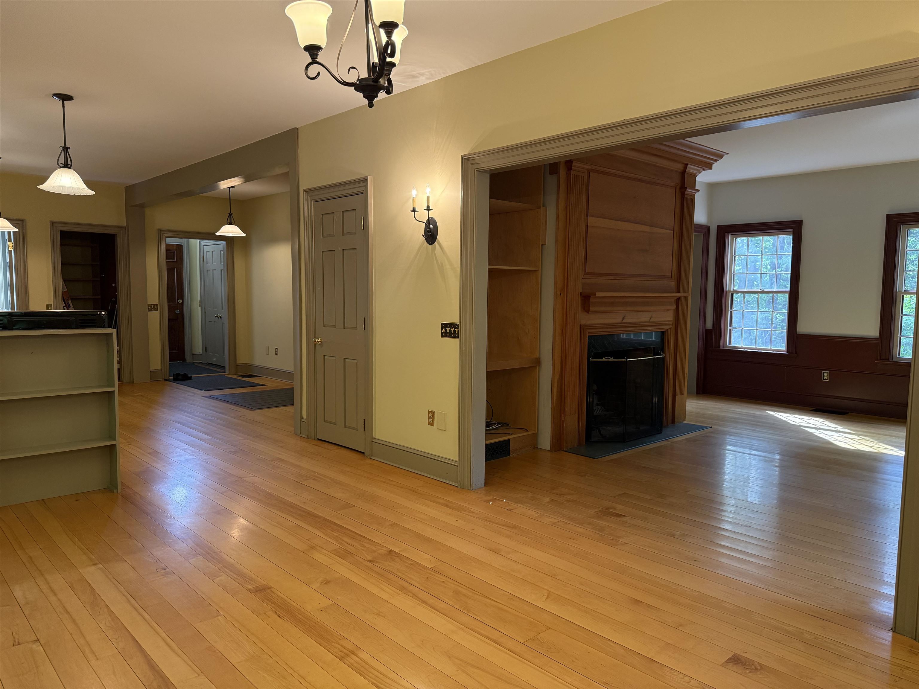 800 Hubbard Hill Property Photo 28