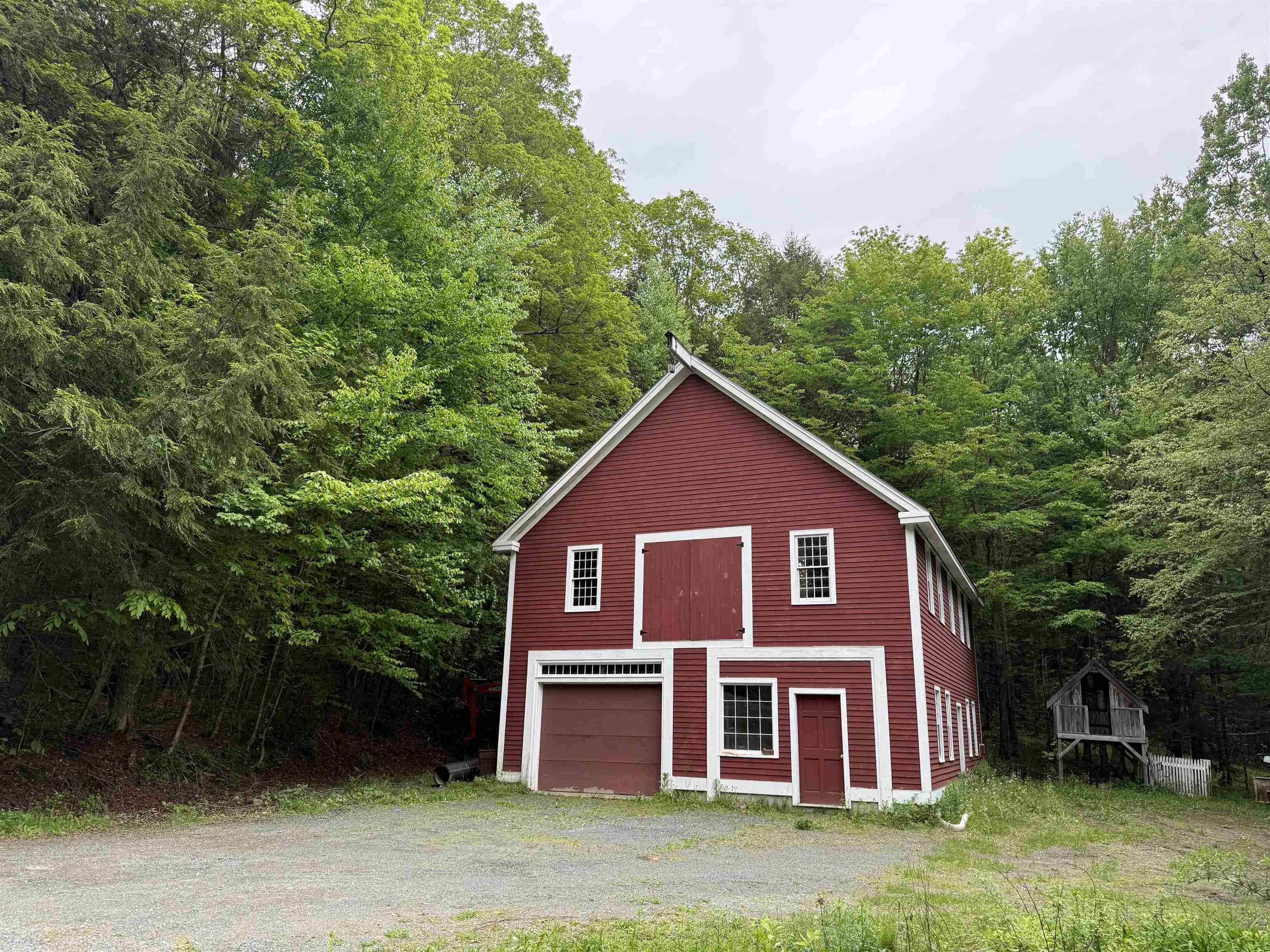 800 Hubbard Hill Property Photo 51