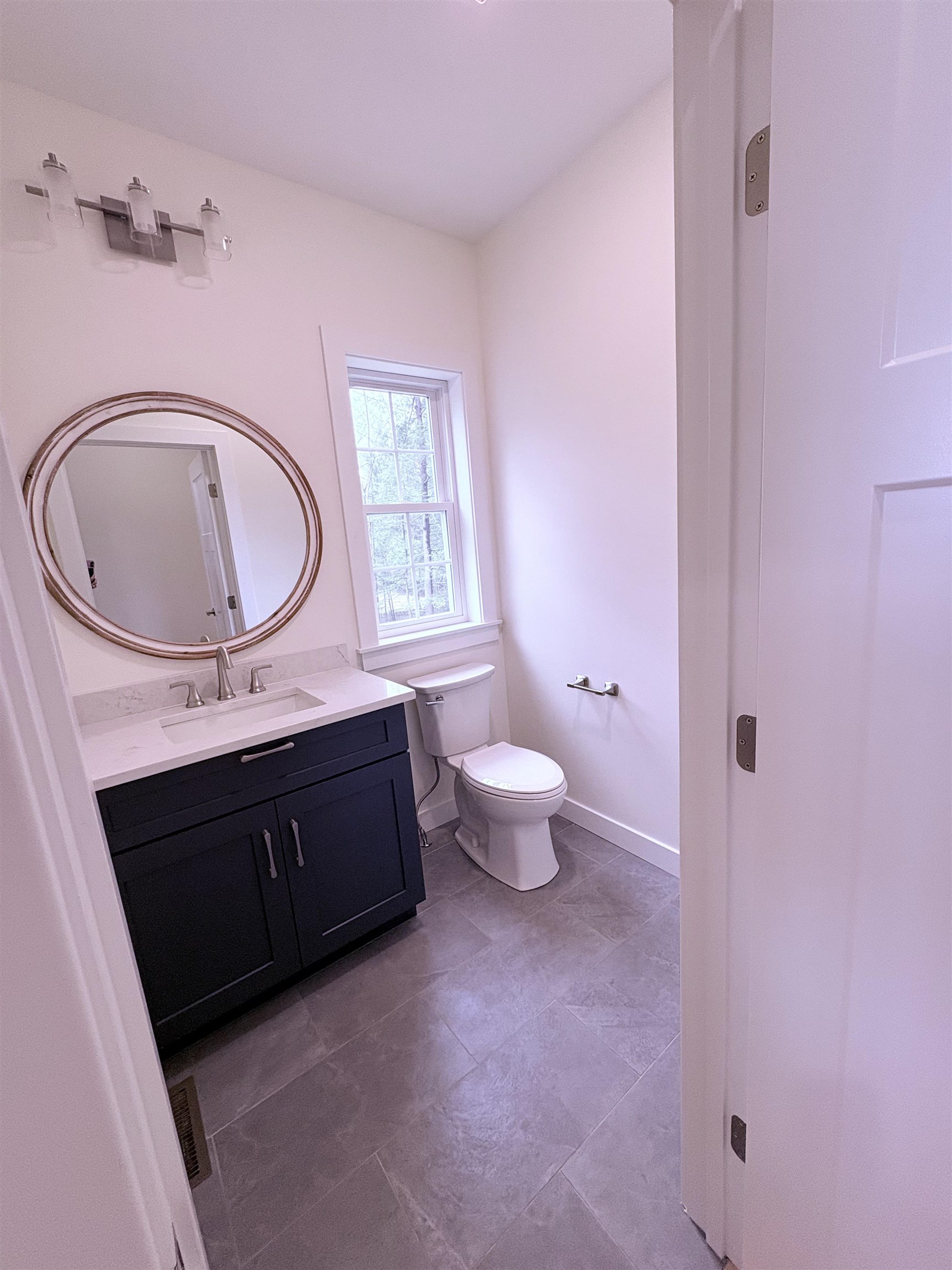 10 Charlotte Drive Property Photo 8