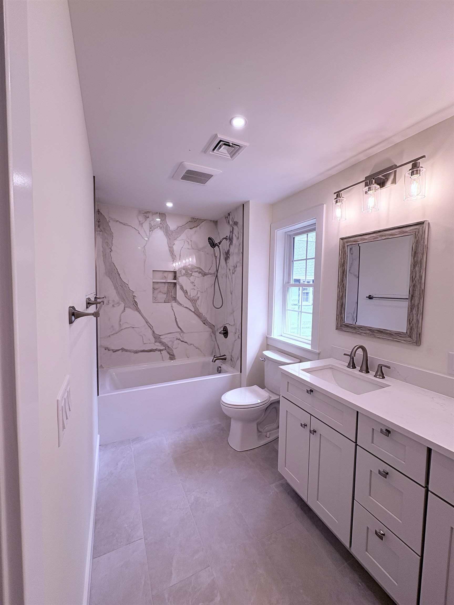 10 Charlotte Drive Property Photo 14