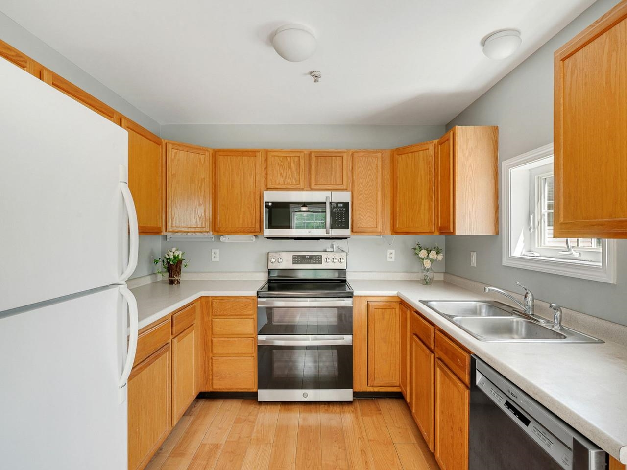 235 Park Street Property Photo 14