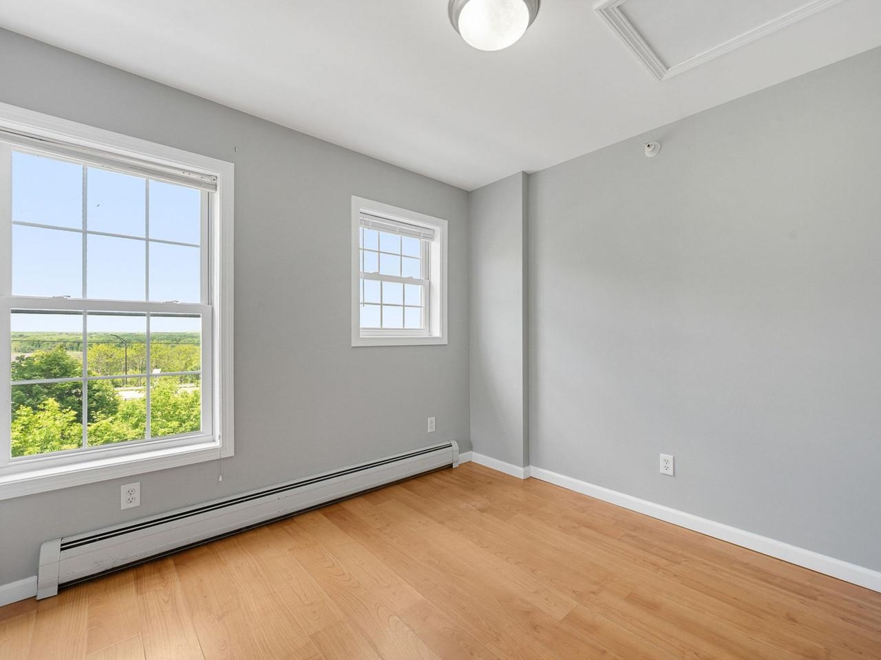 235 Park Street Property Photo 15