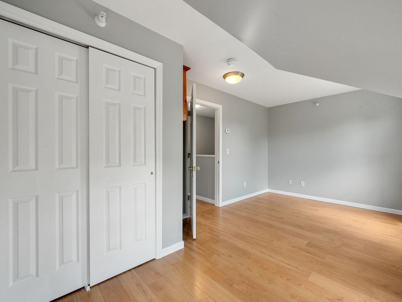 235 Park Street Property Photo 20