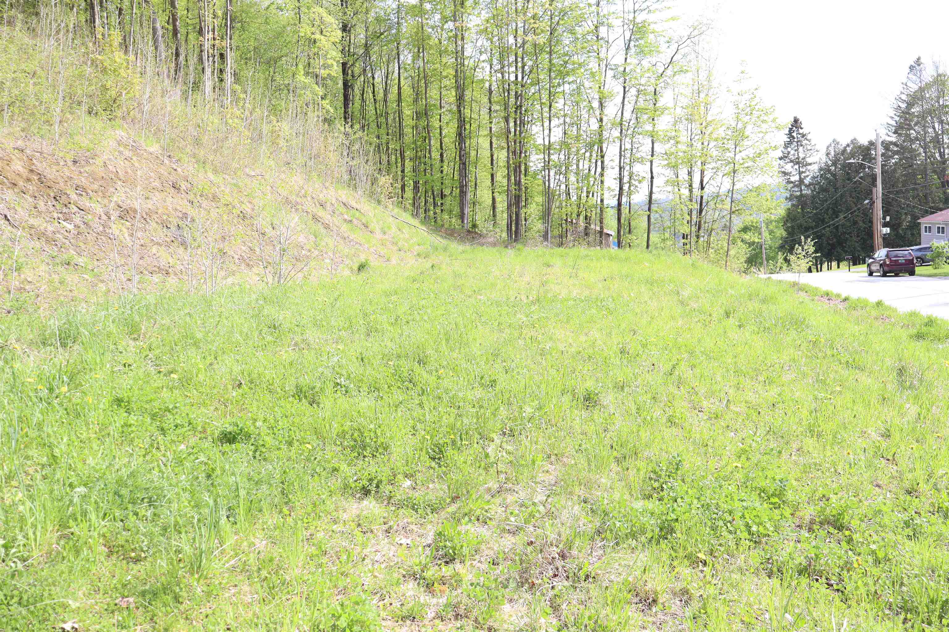 9 Maplewood Avenue Property Photo 3