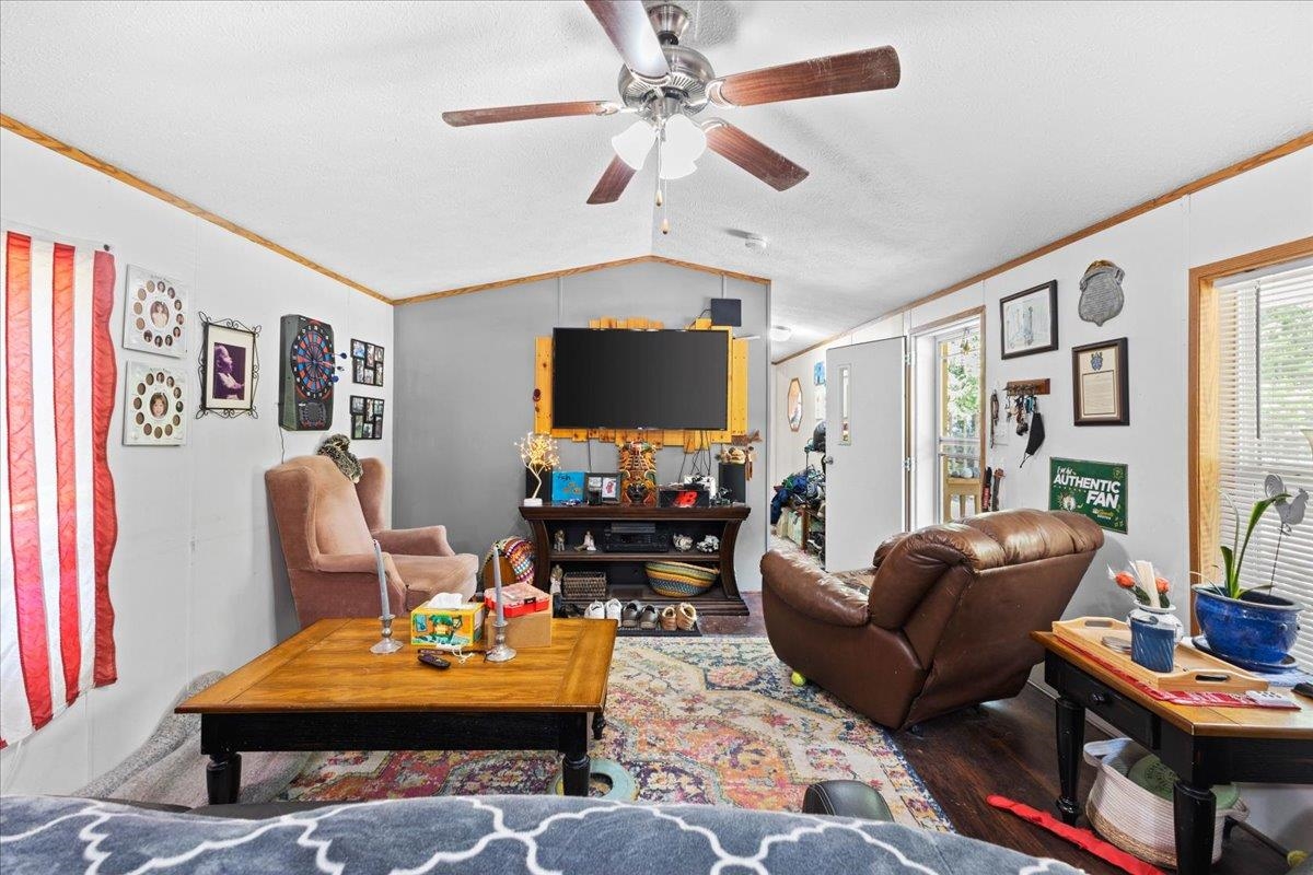 704 Bean Road Property Photo 11