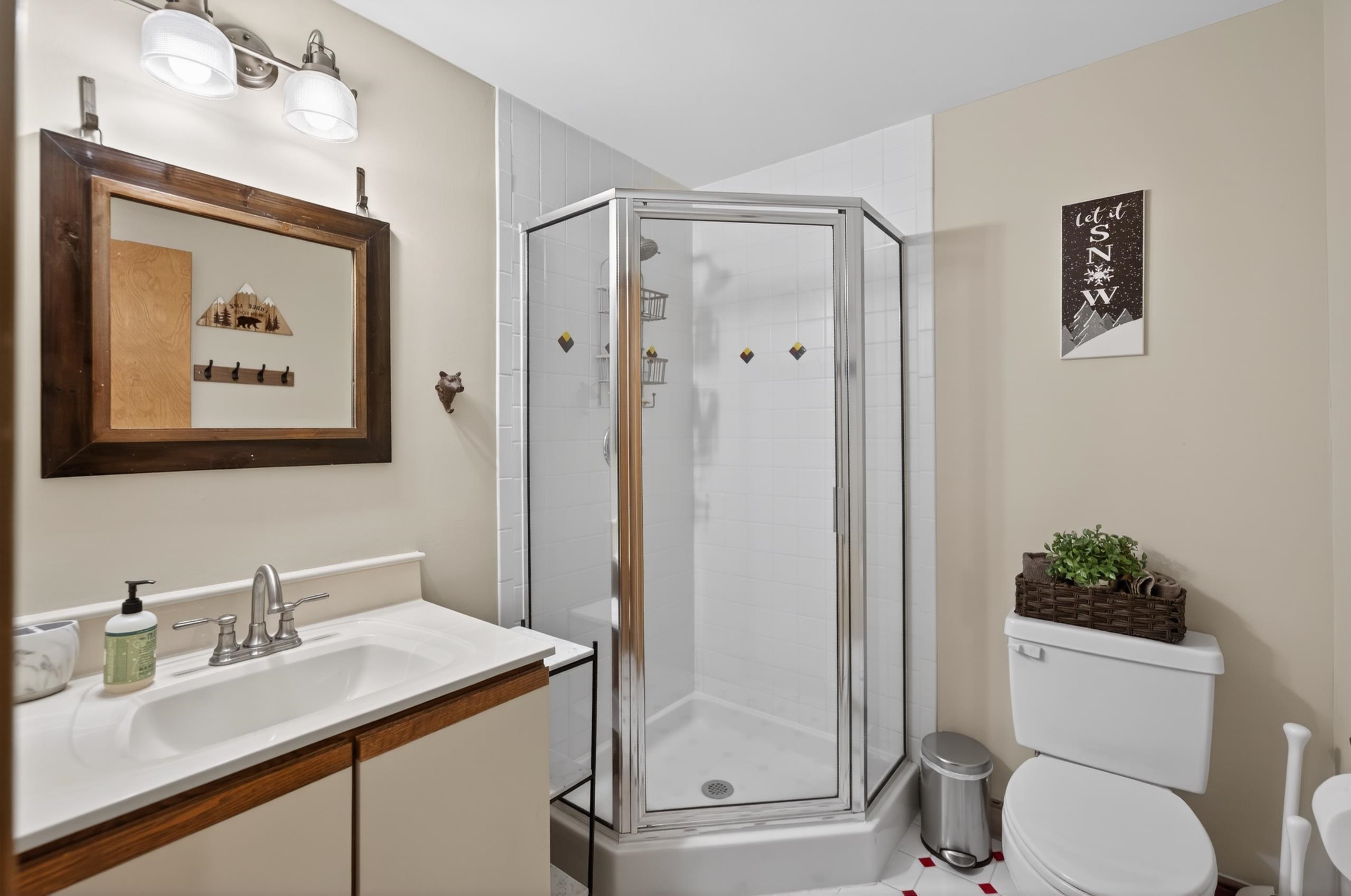 2c Townhouse Square Property Photo 19